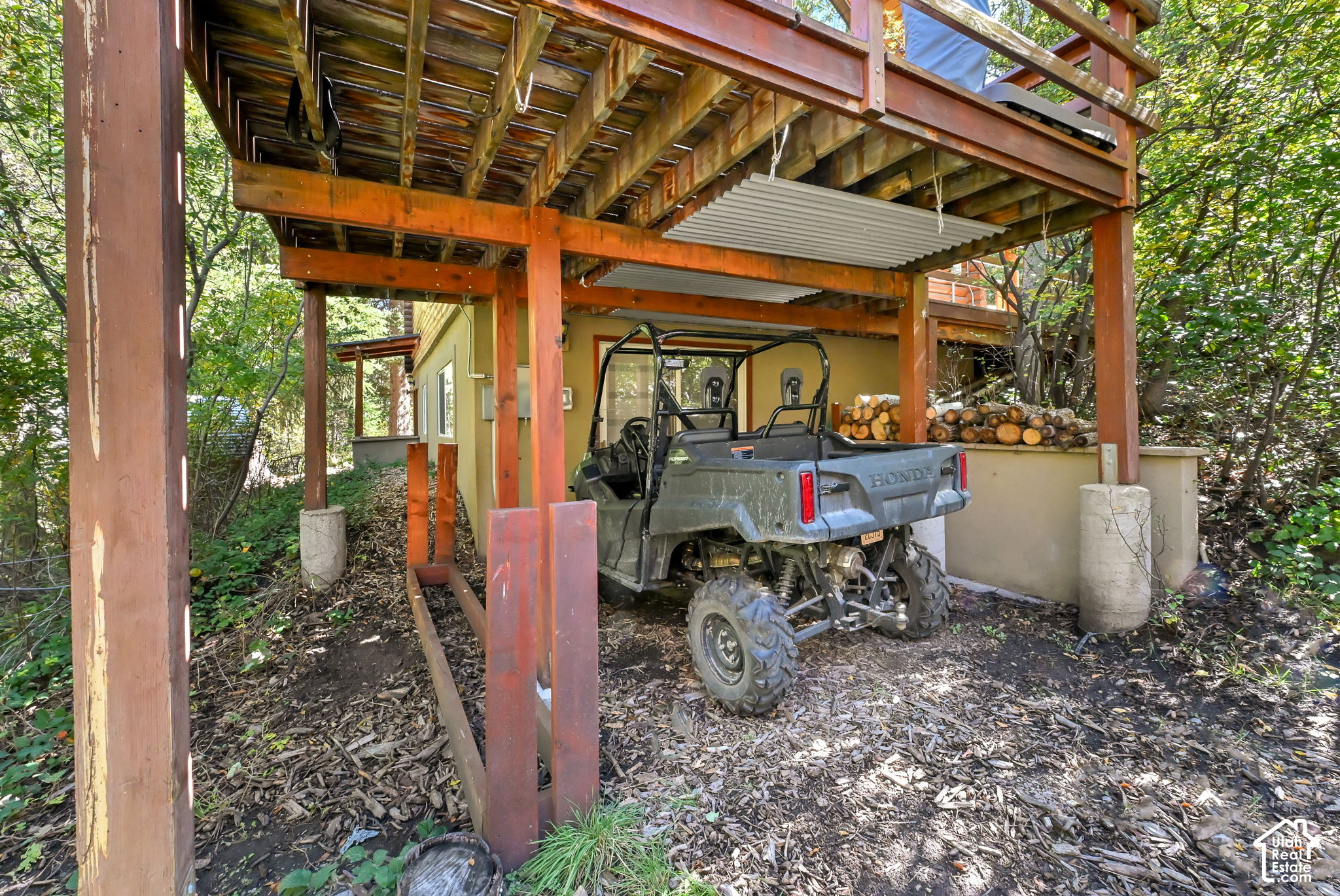 main property photo 32