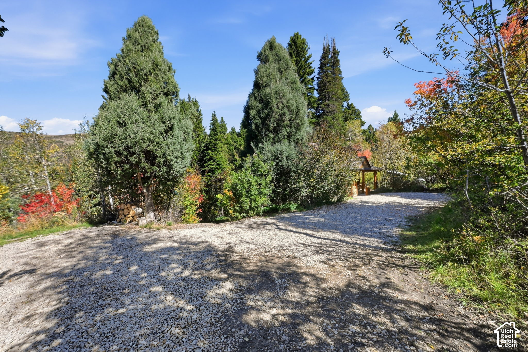 main property photo 45