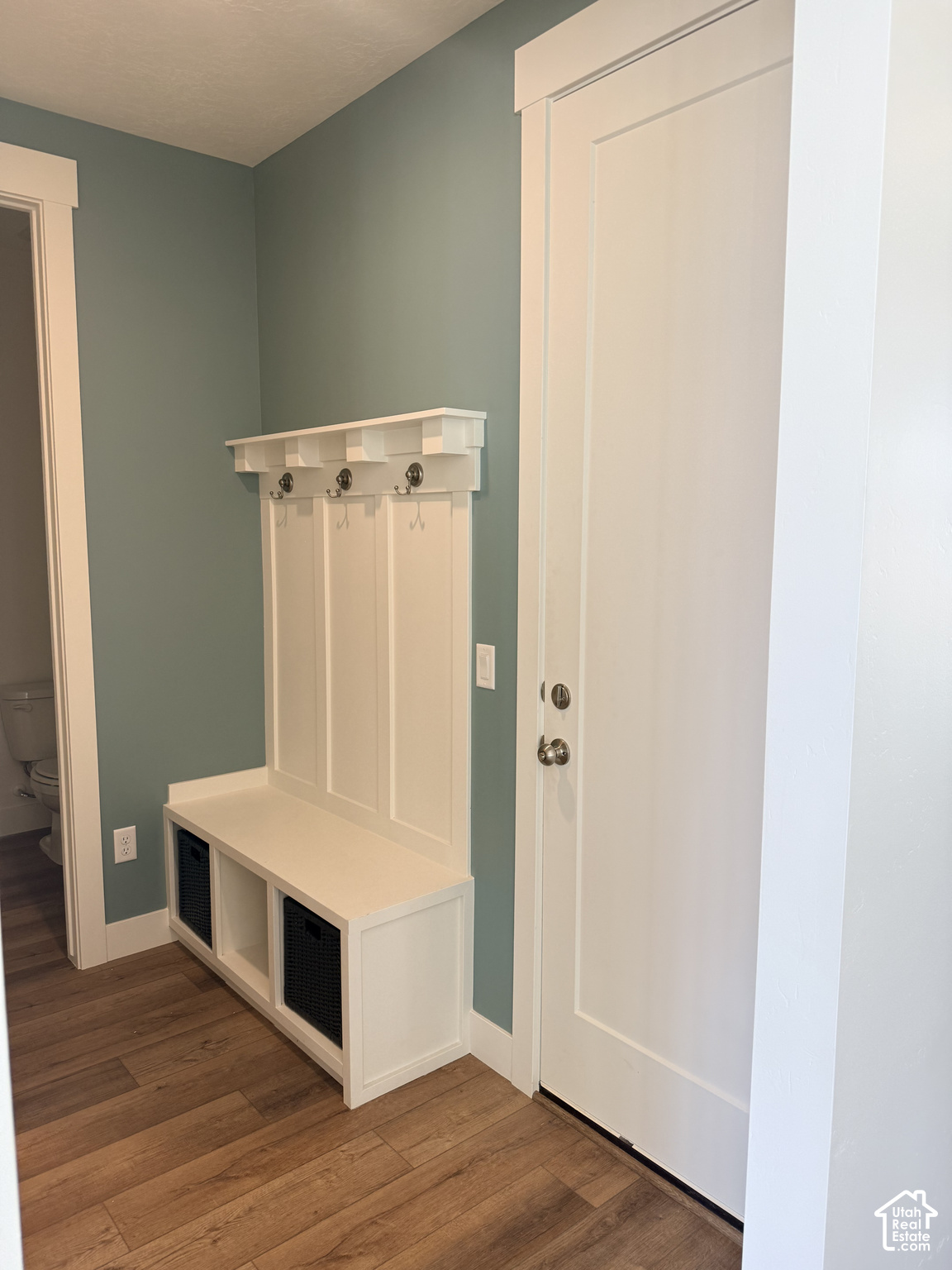 main property photo 9
