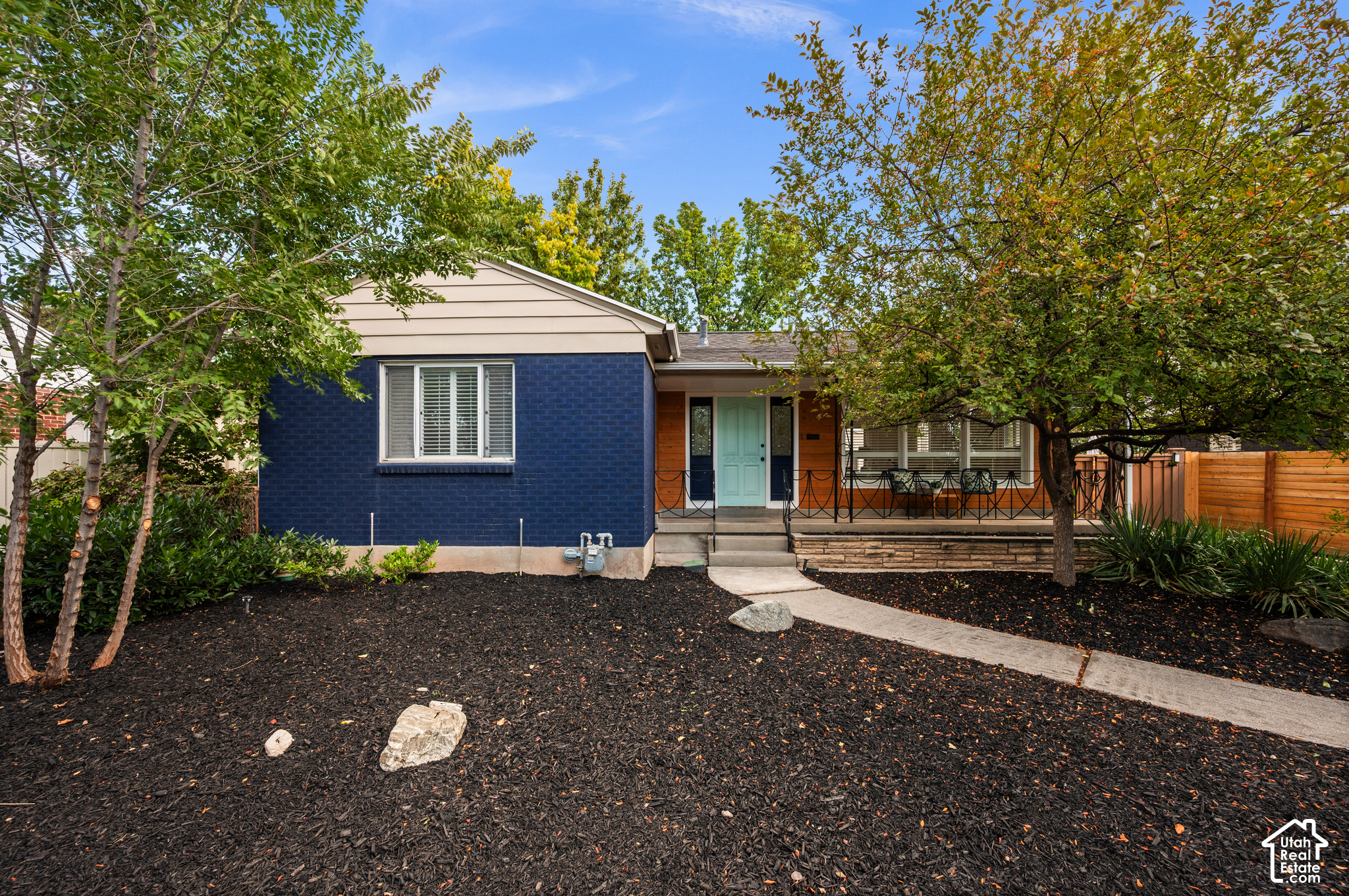 main property photo 0
