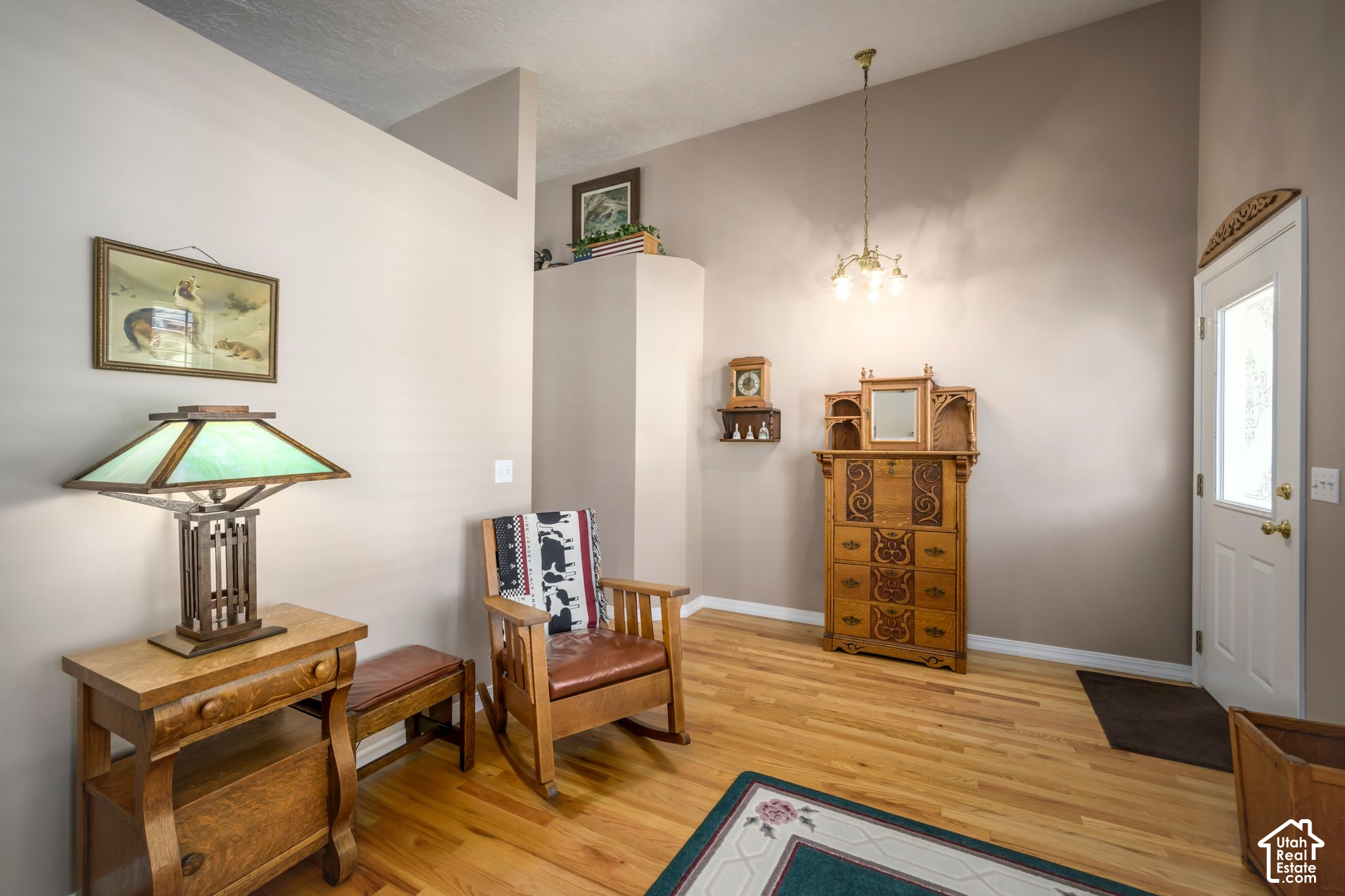 main property photo 6
