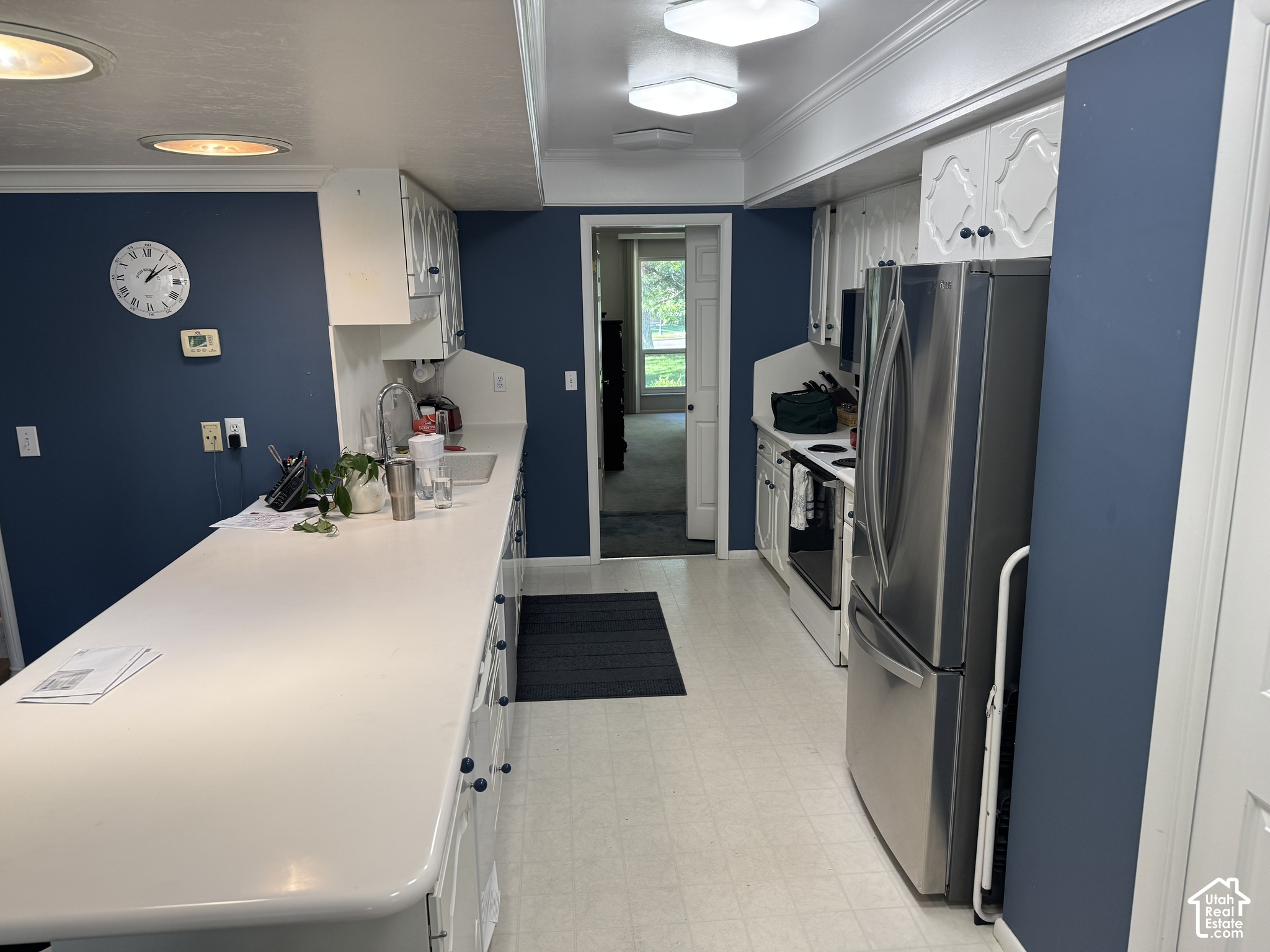 main property photo 6