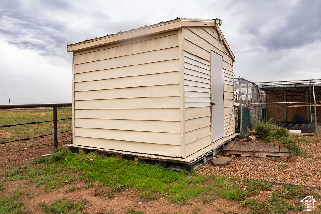 main property photo 16