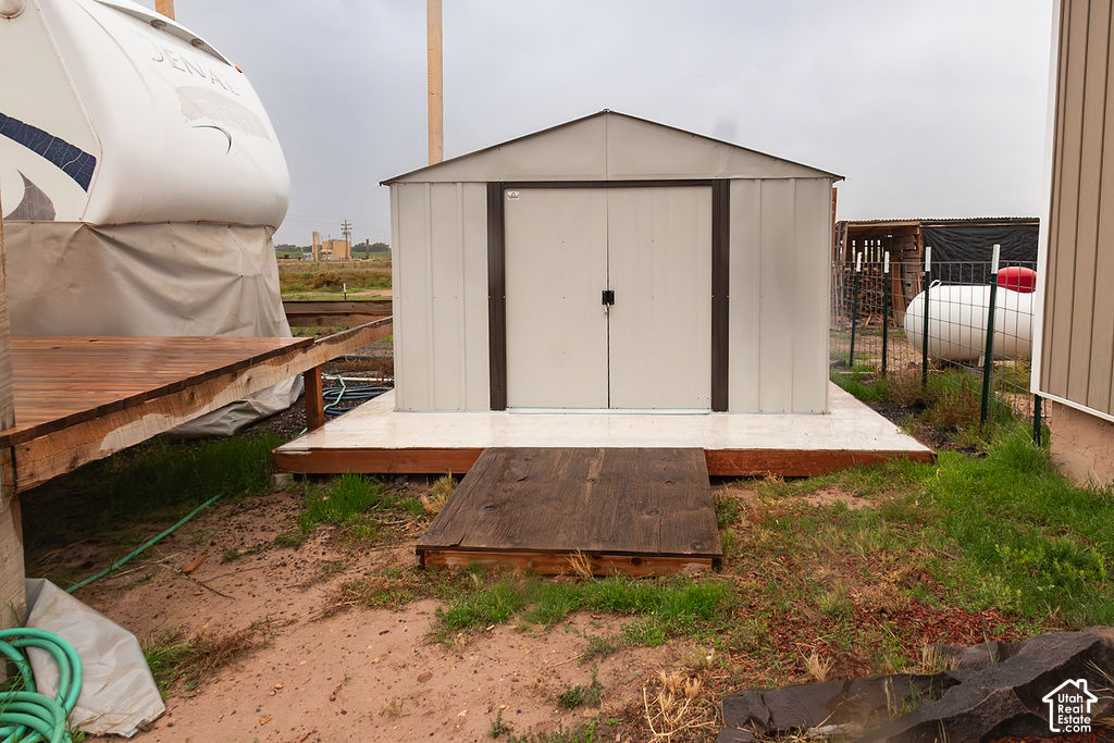 main property photo 25