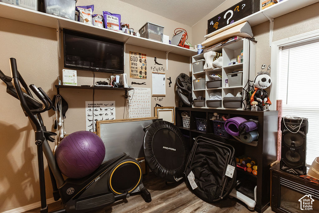 main property photo 40
