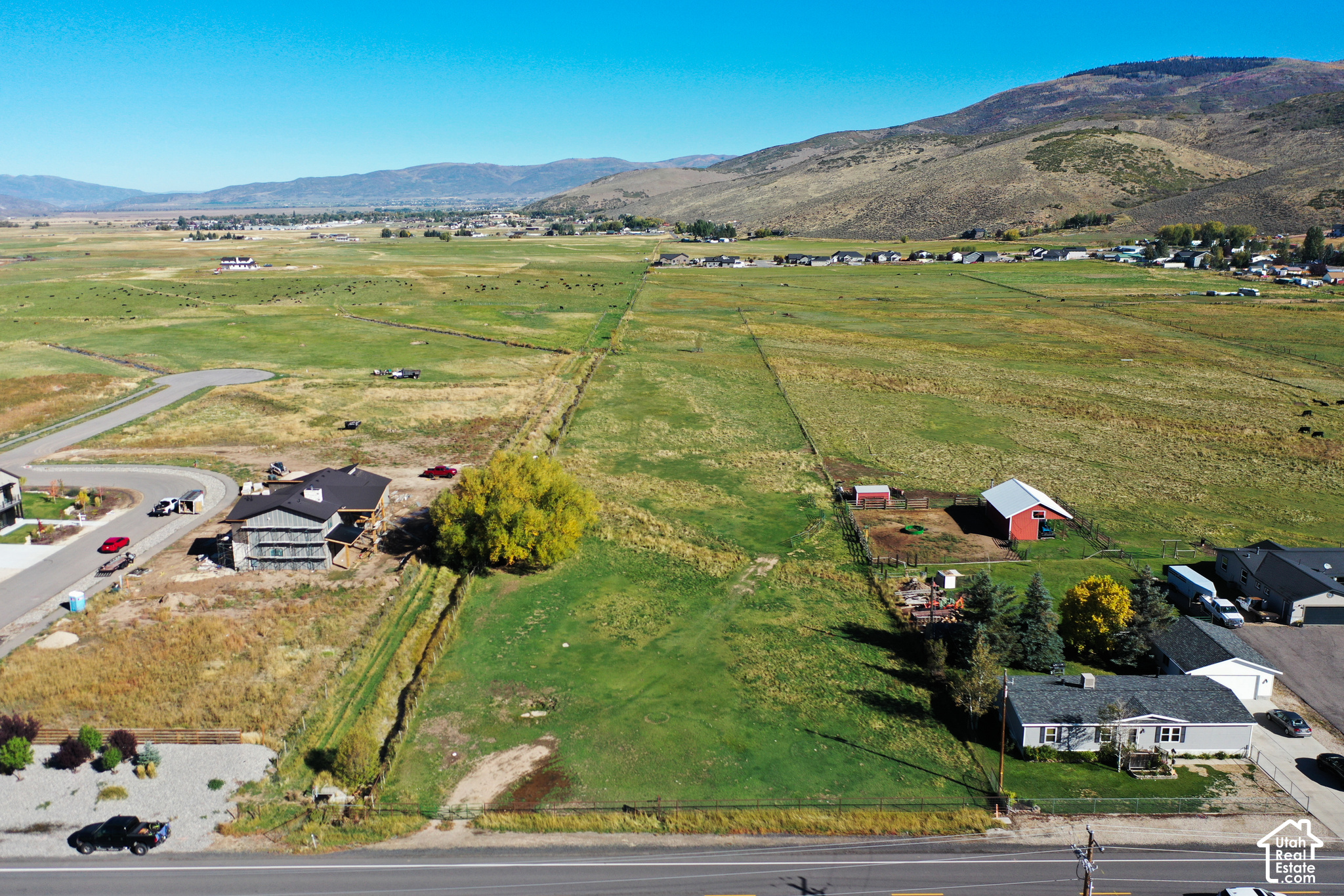 main property photo 26
