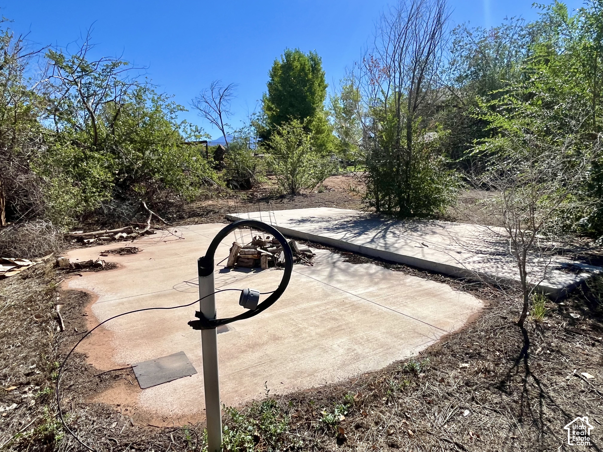 main property photo 20