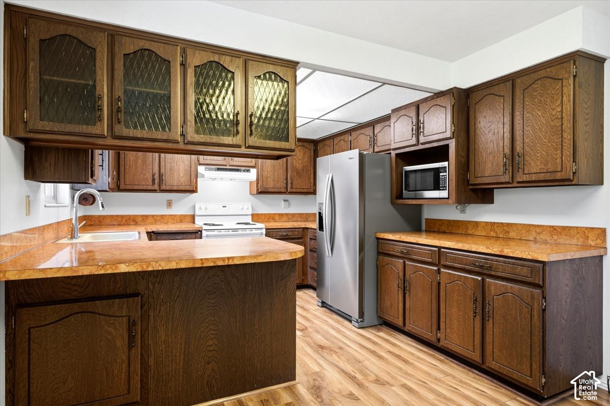 main property photo 12