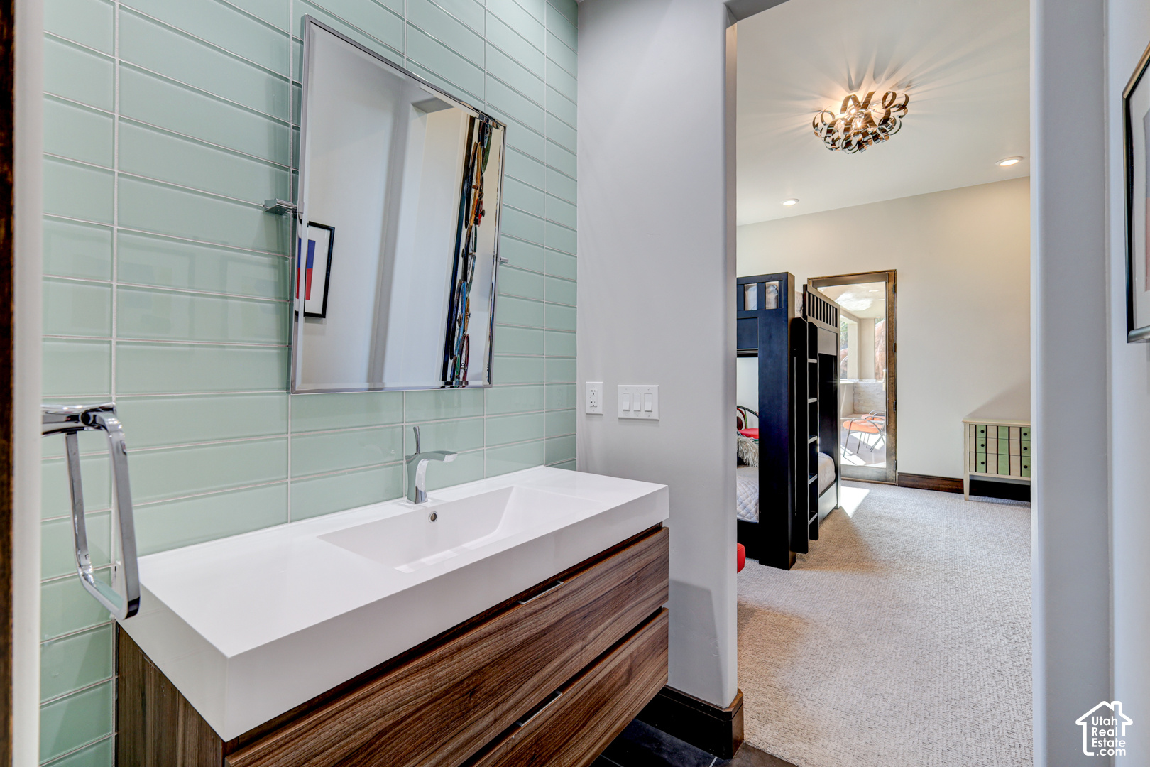 main property photo 99
