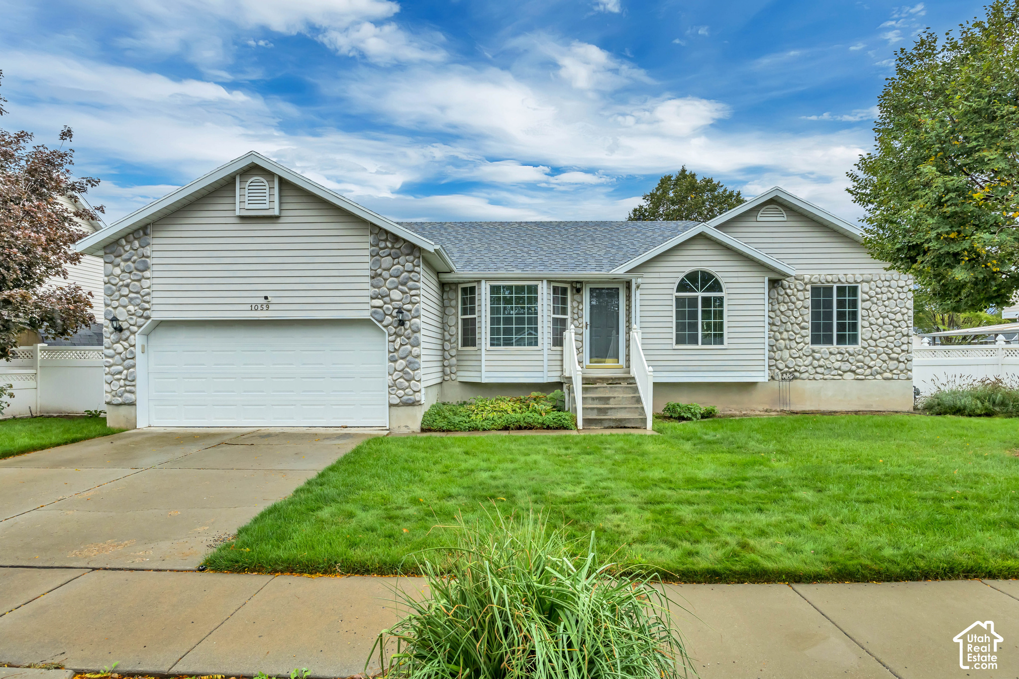 main property photo 0