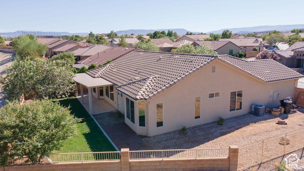 main property photo 28