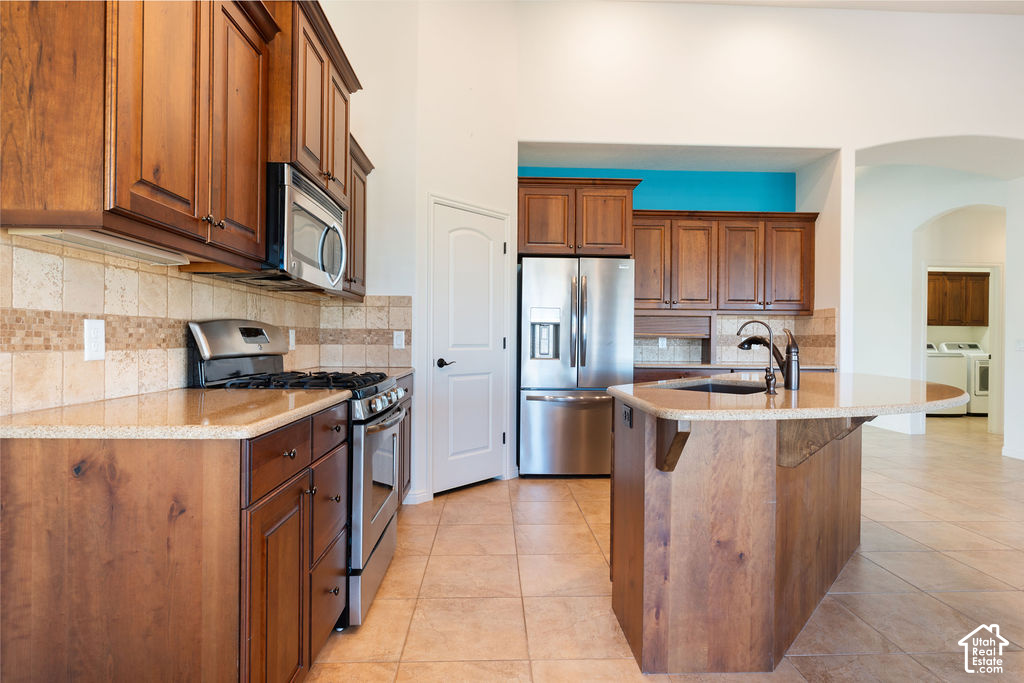 main property photo 5