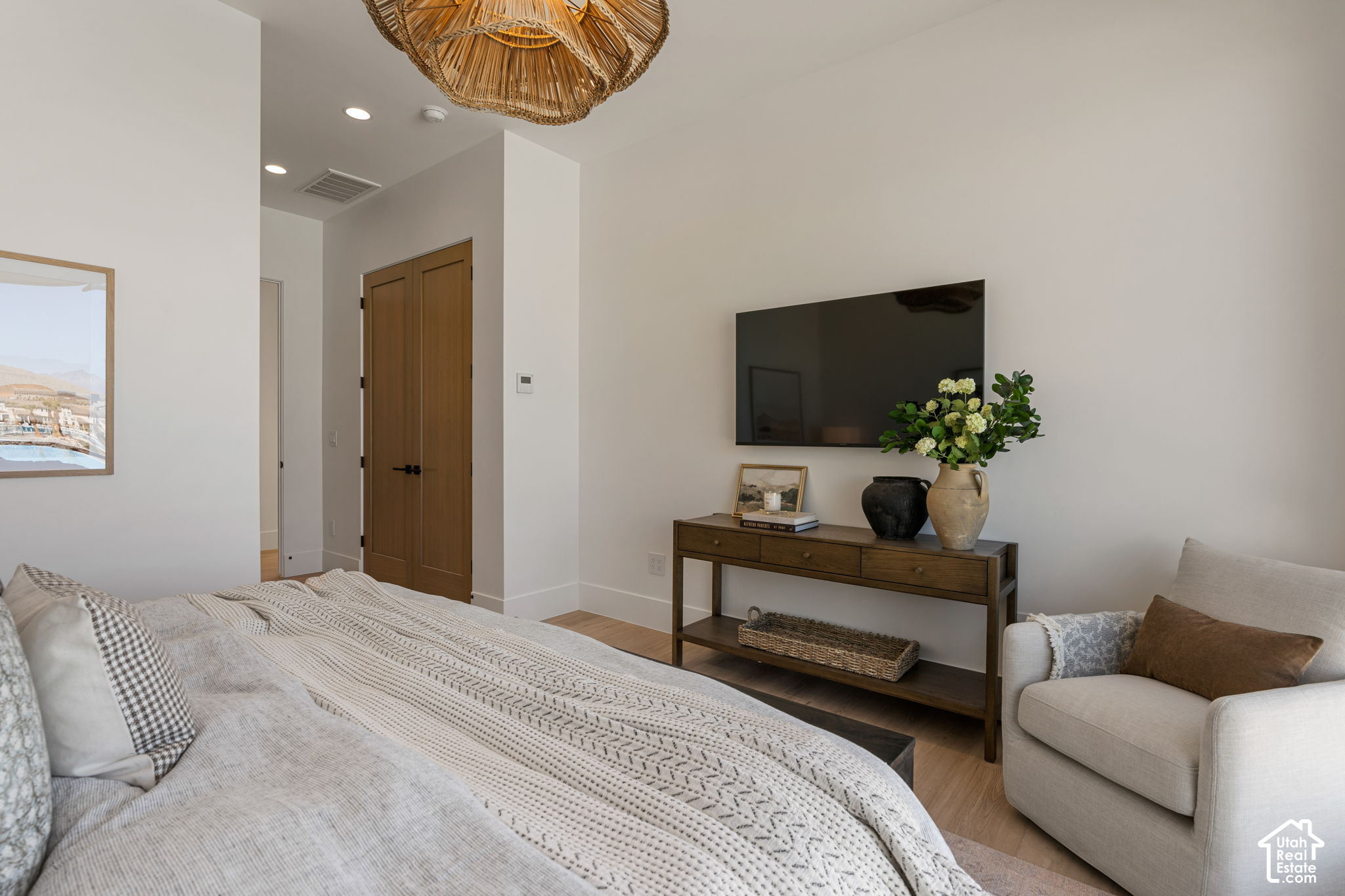 main property photo 86