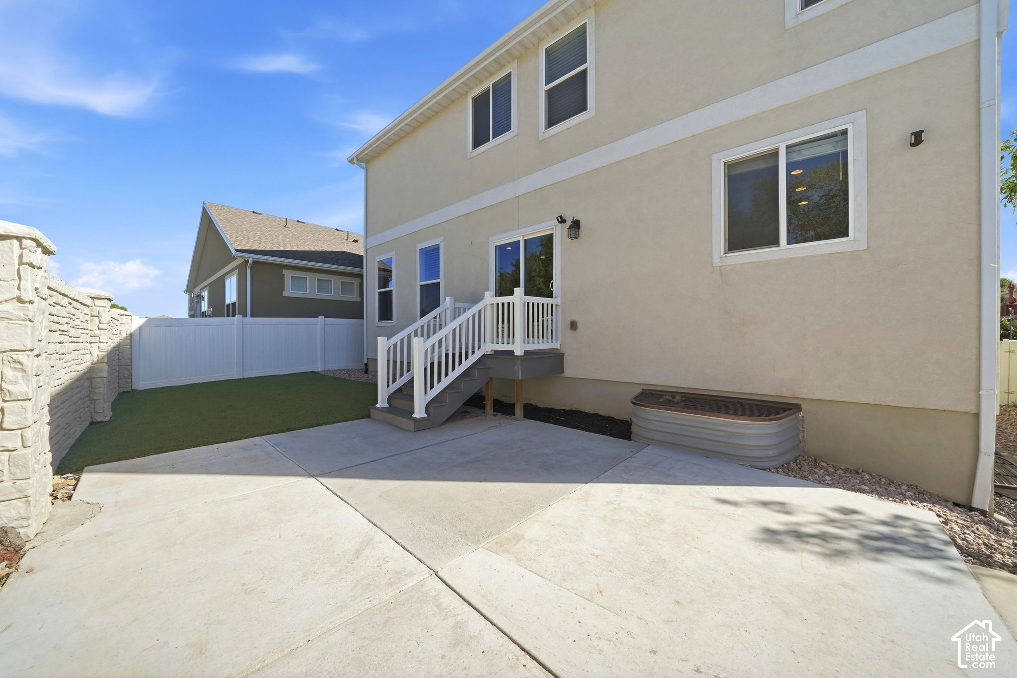 main property photo 39