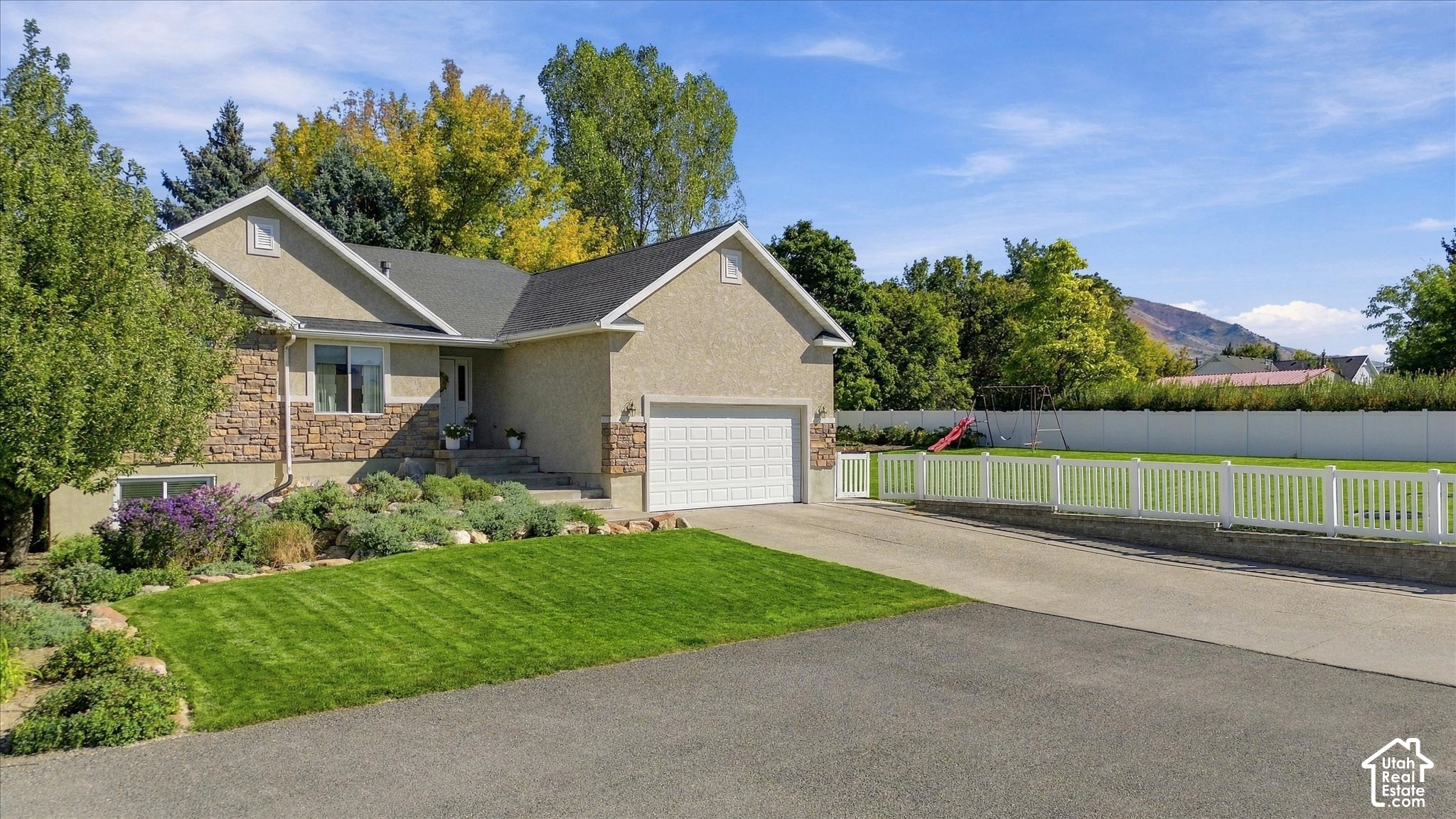 main property photo 59