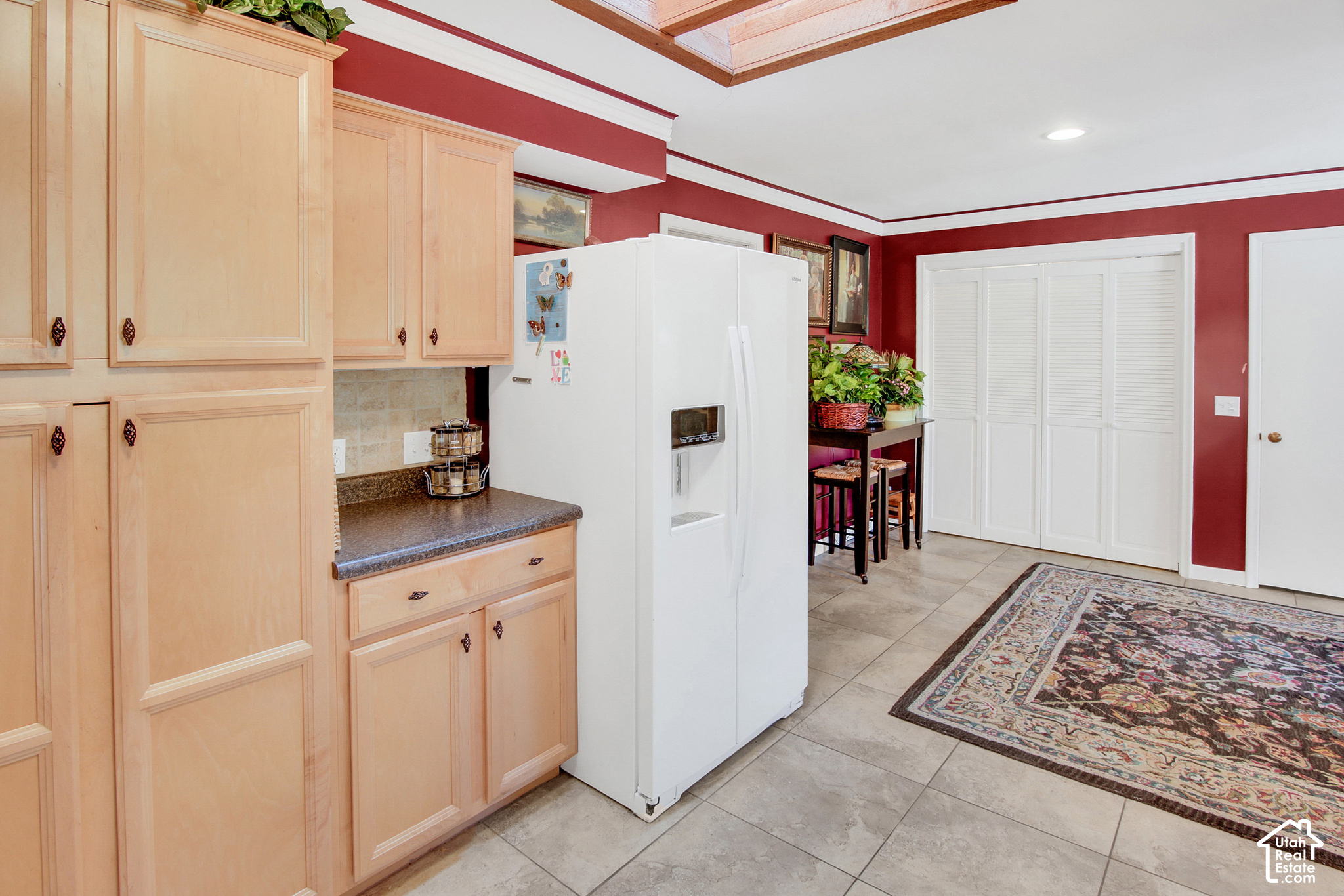main property photo 9