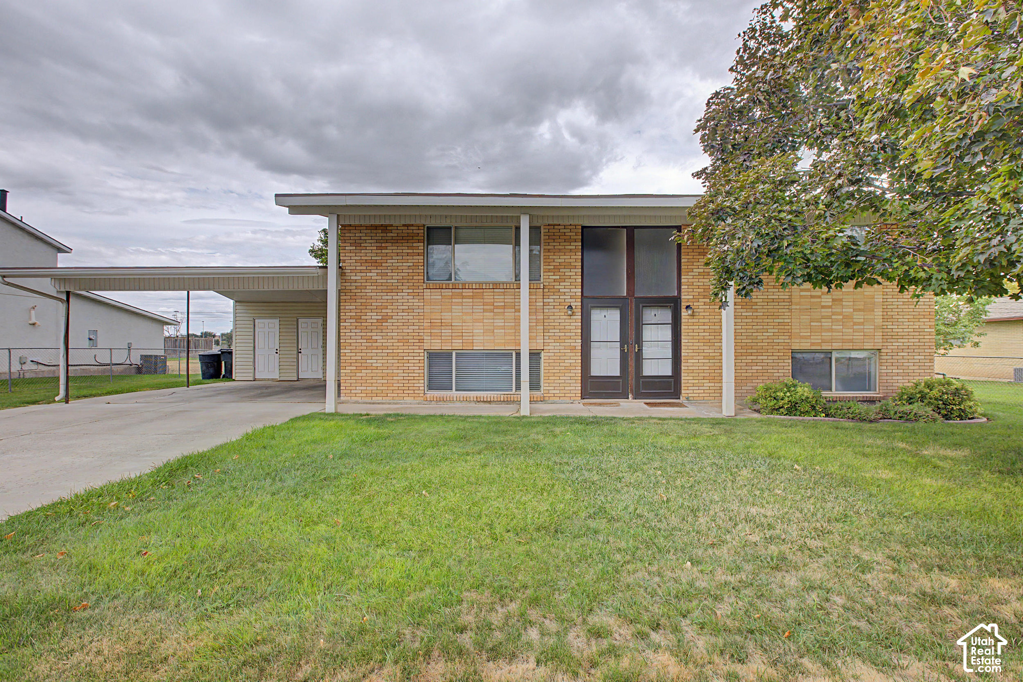 main property photo 14