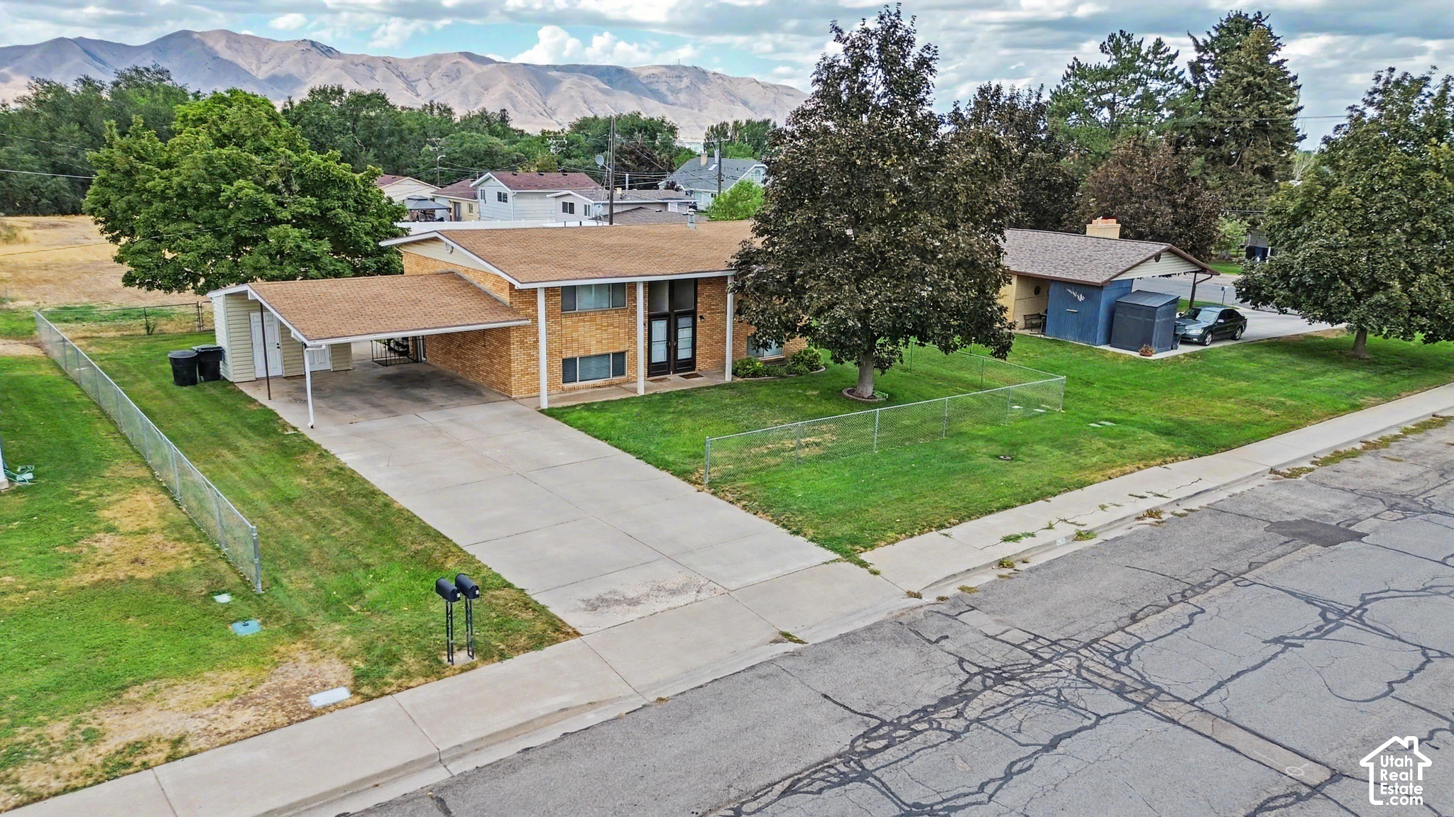 main property photo 15