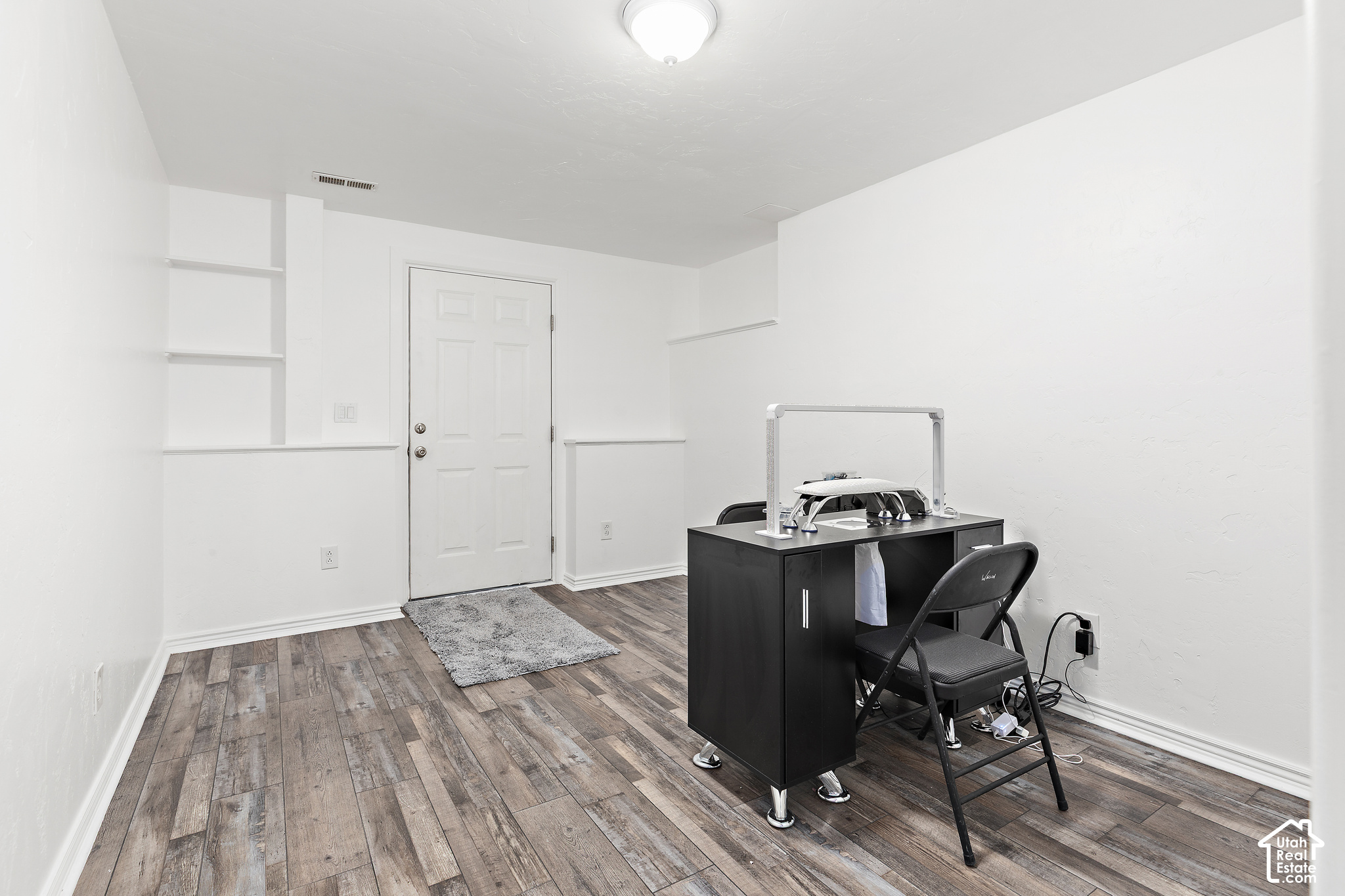 main property photo 59