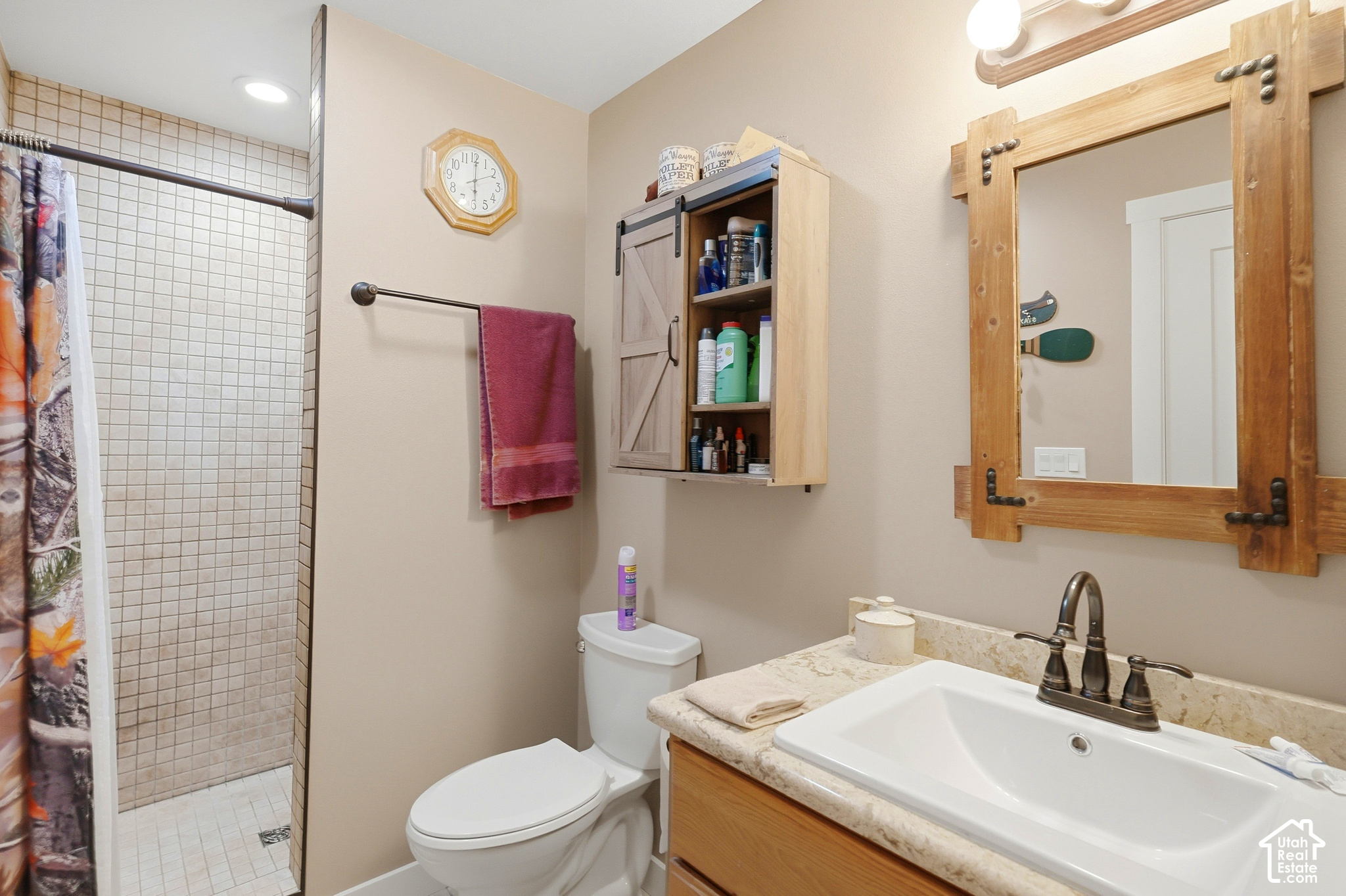 main property photo 64