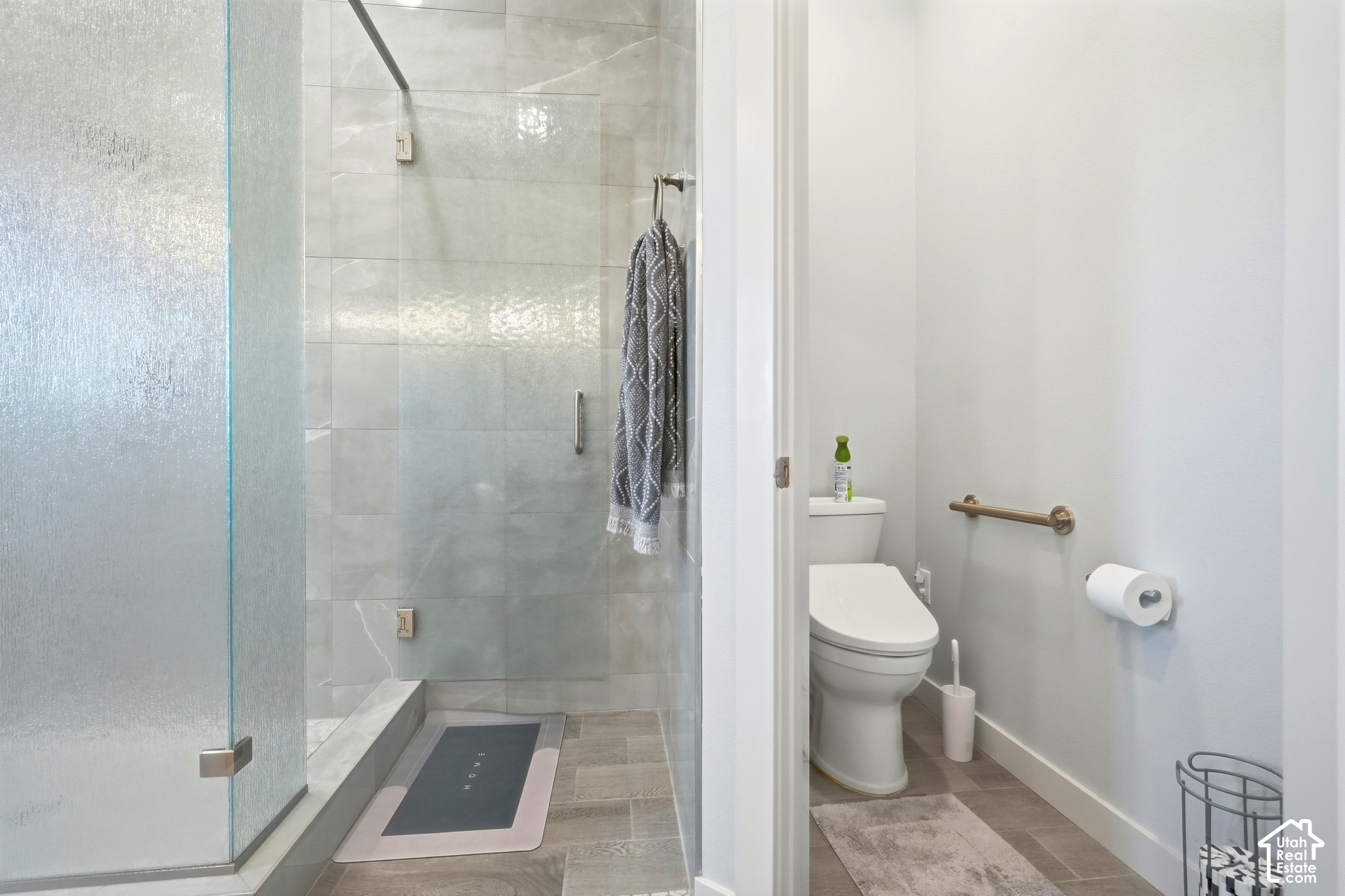 main property photo 79