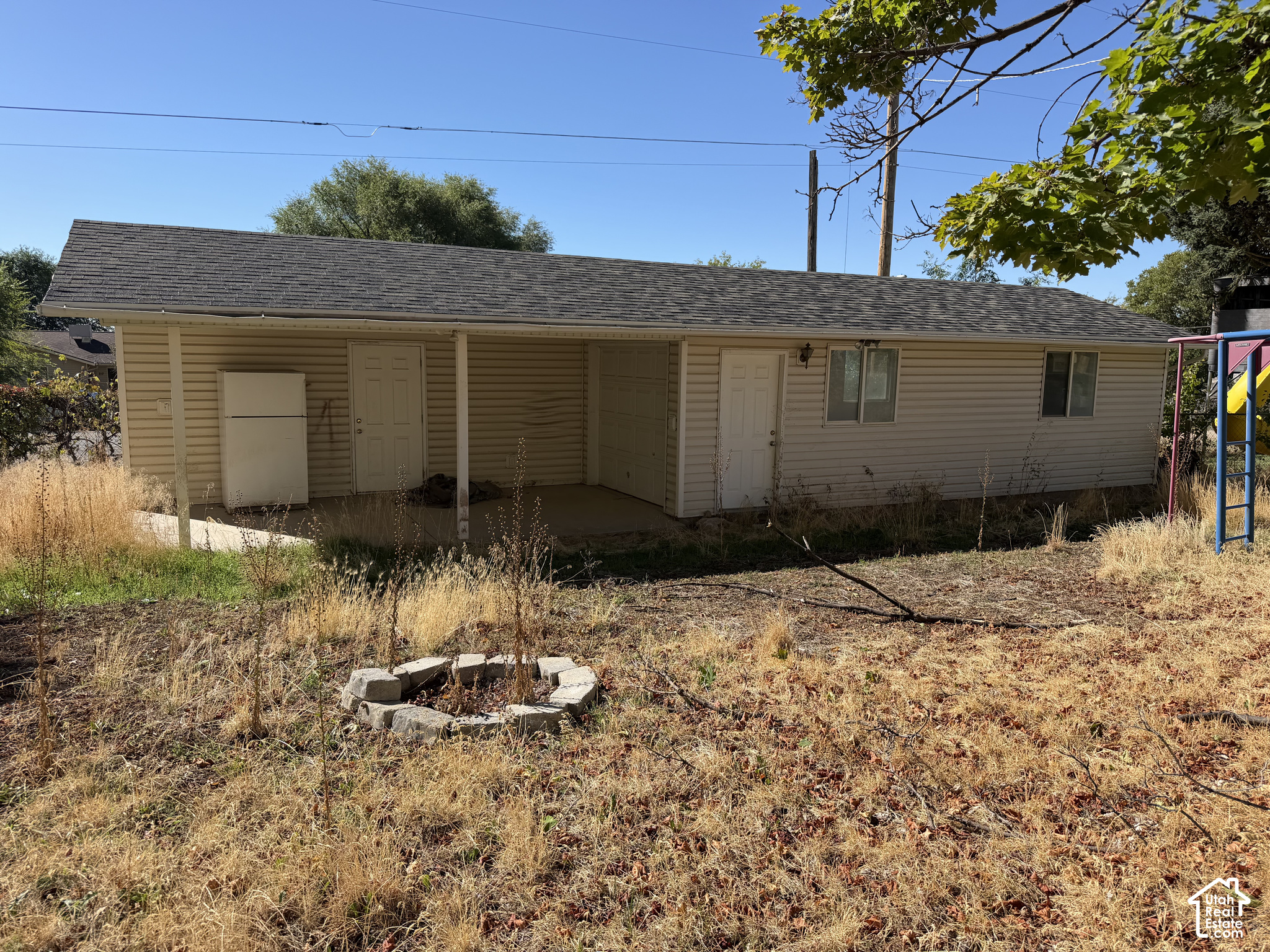 main property photo 16
