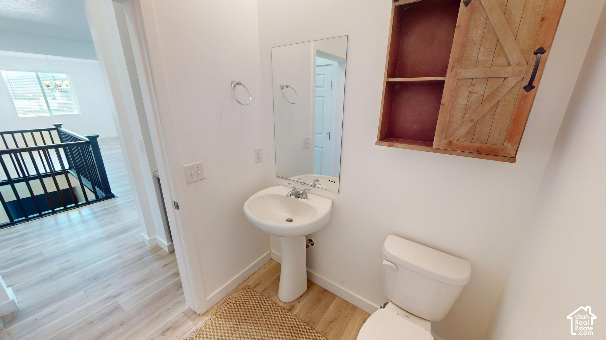 main property photo 13