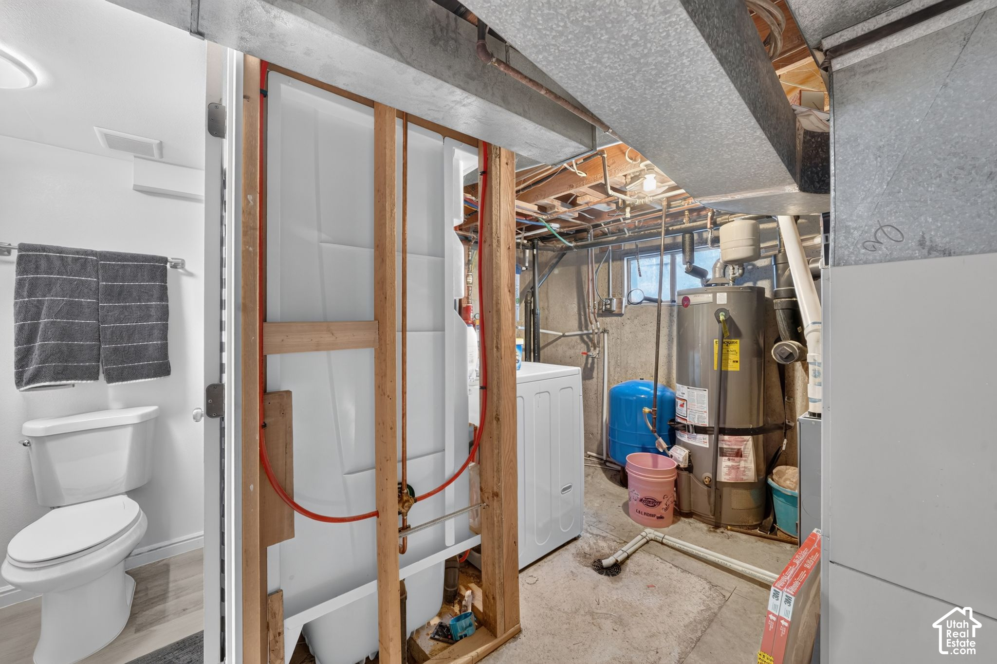 main property photo 44