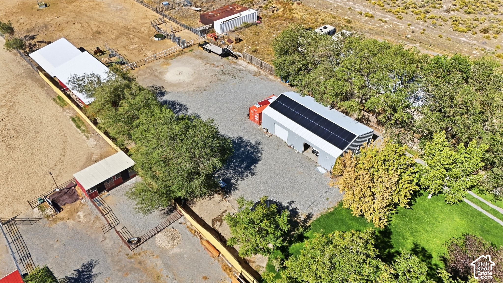main property photo 6