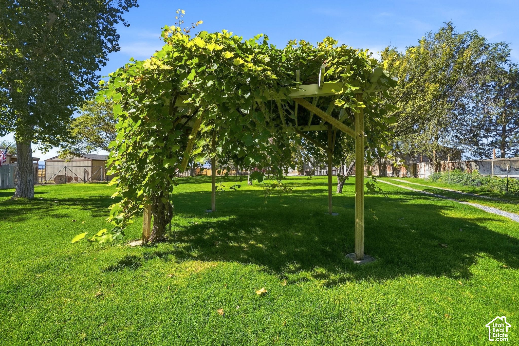 main property photo 61