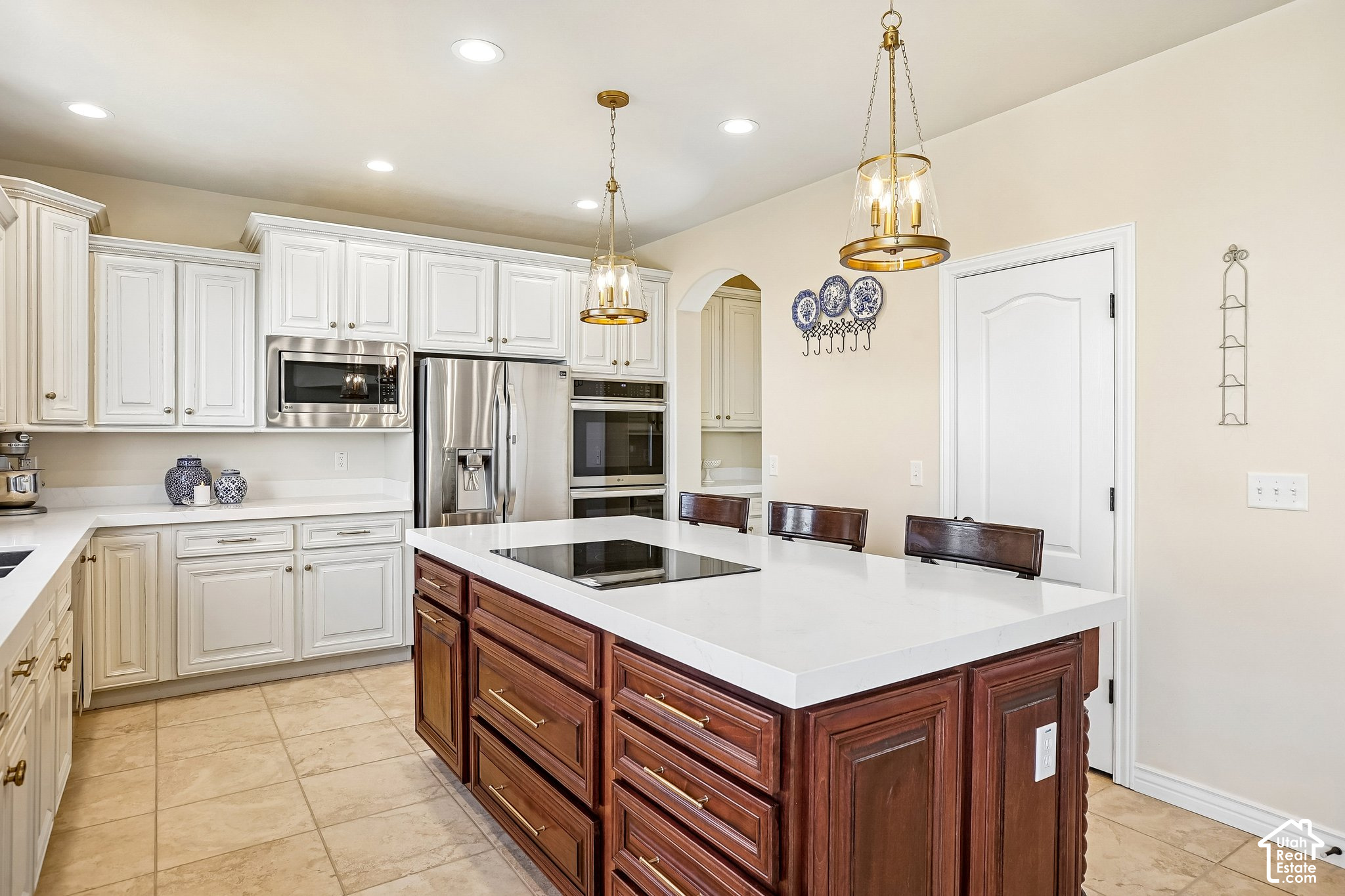 main property photo 18