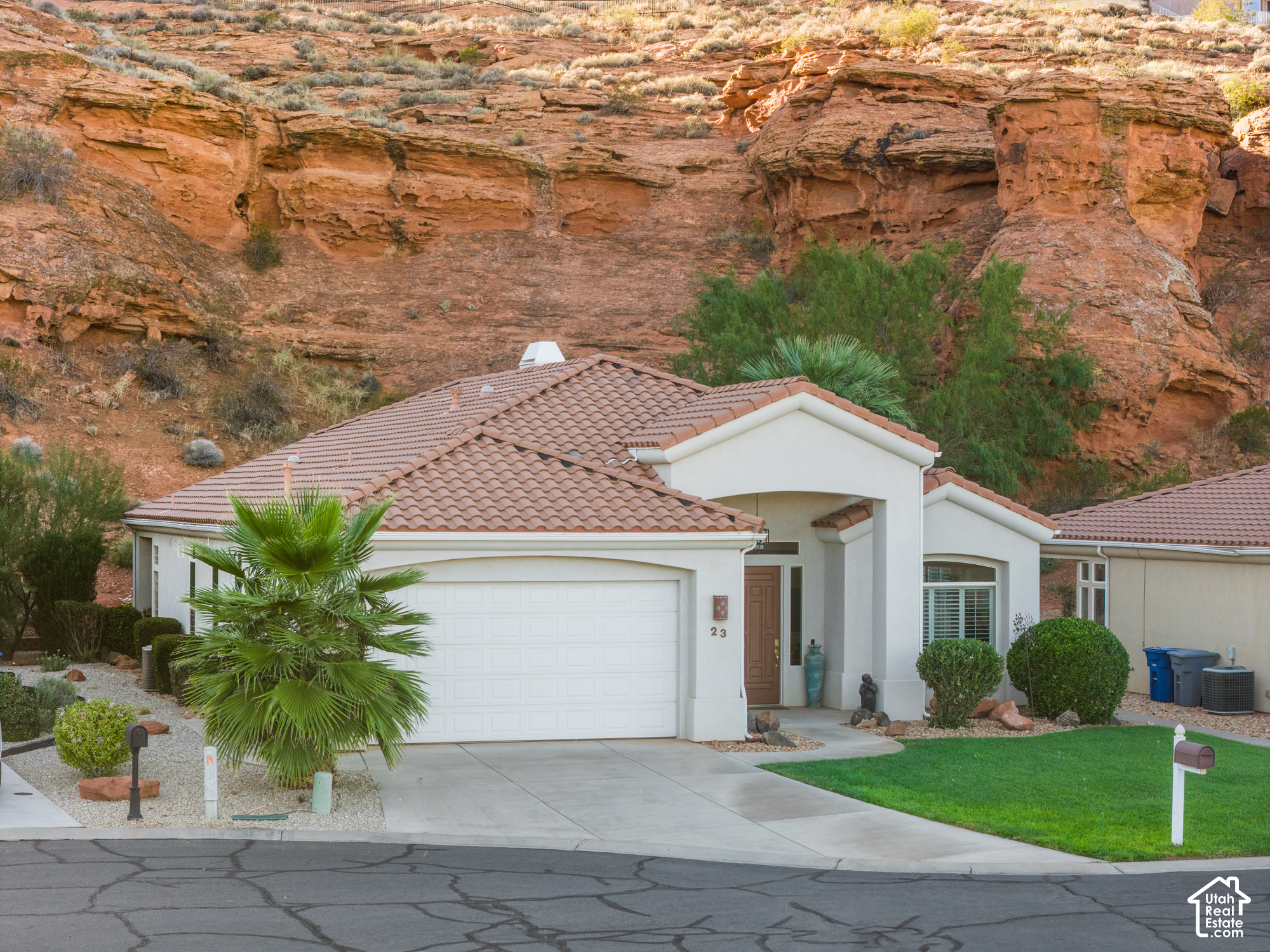 main property photo 0