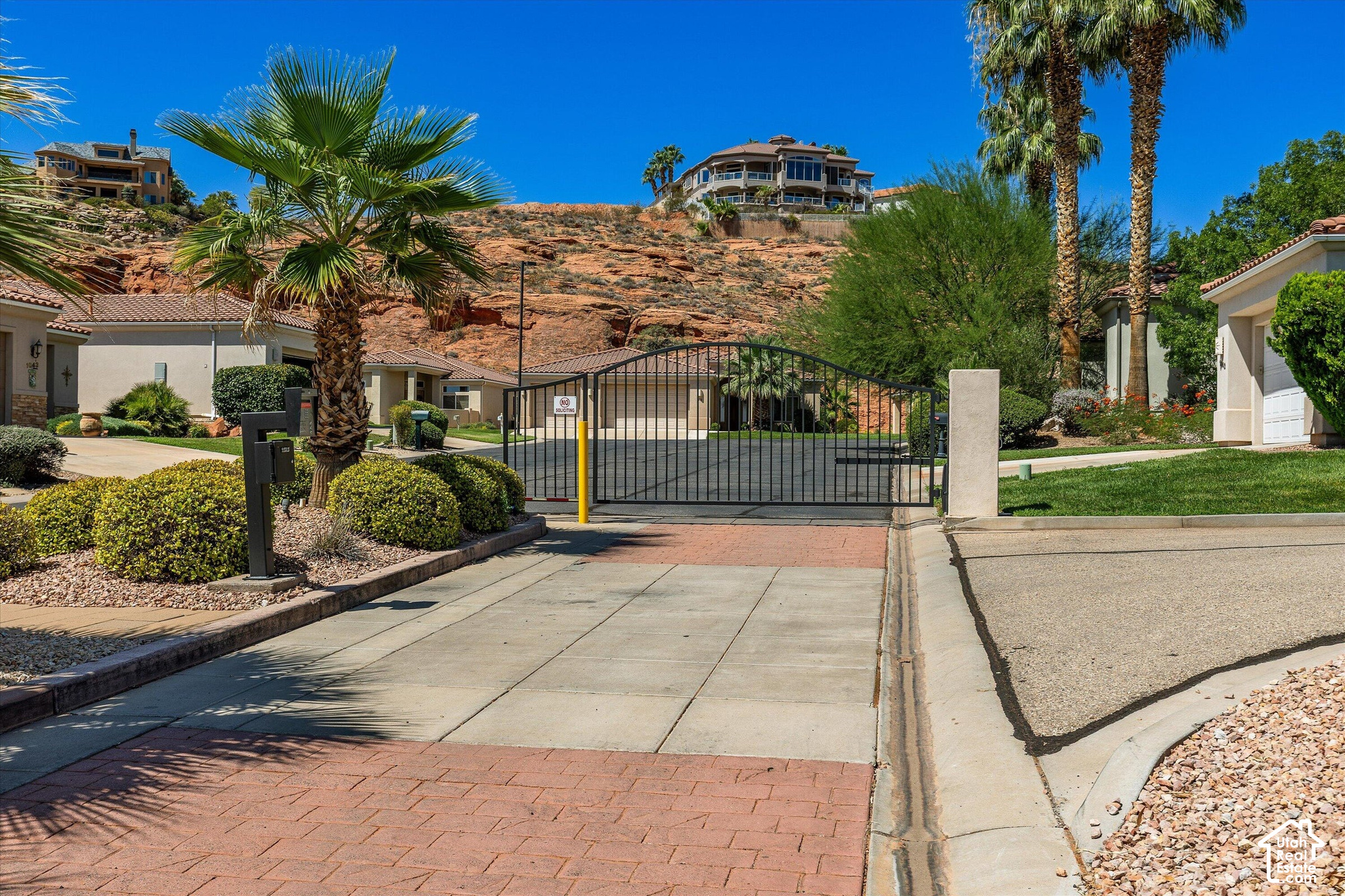 main property photo 41