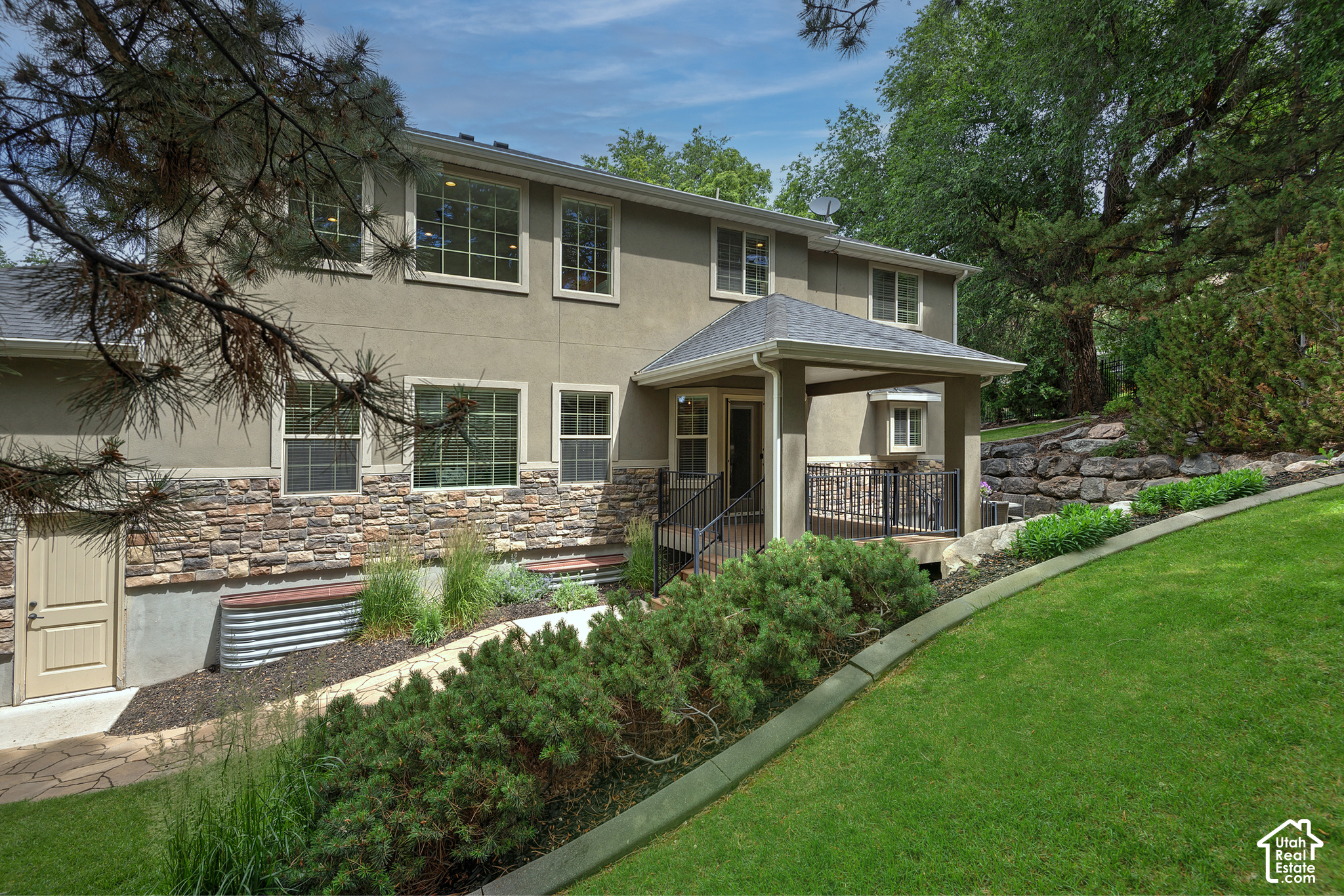 main property photo 43