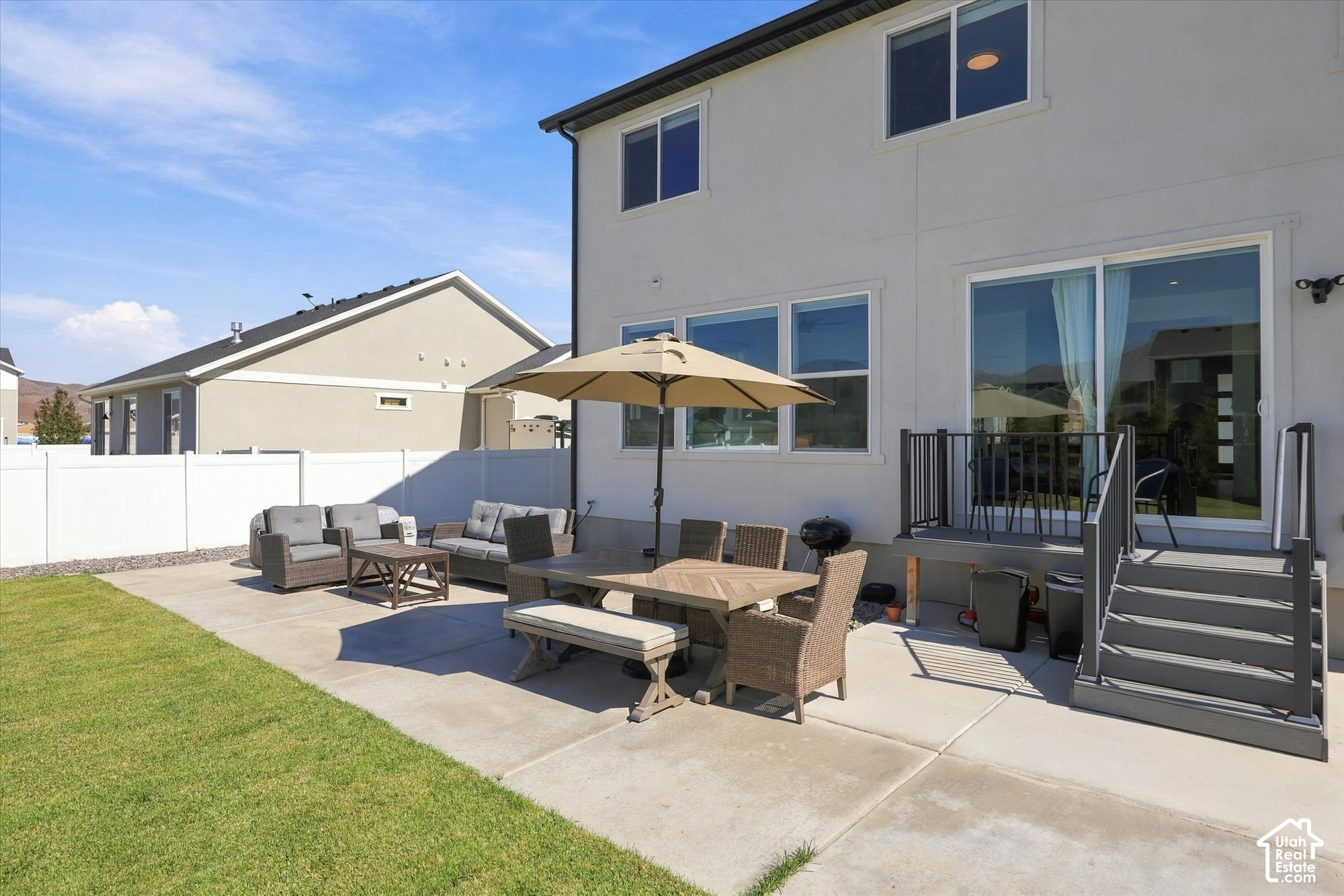 main property photo 45