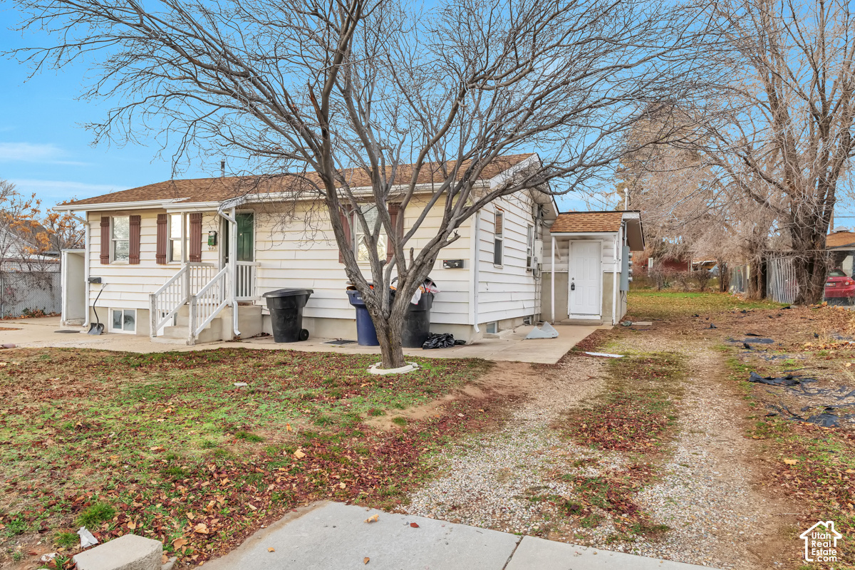 main property photo 15