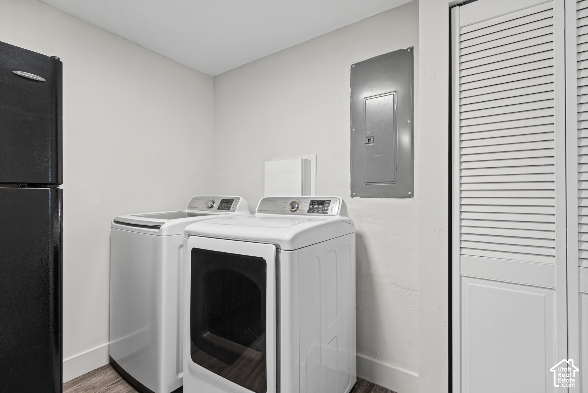 main property photo 31