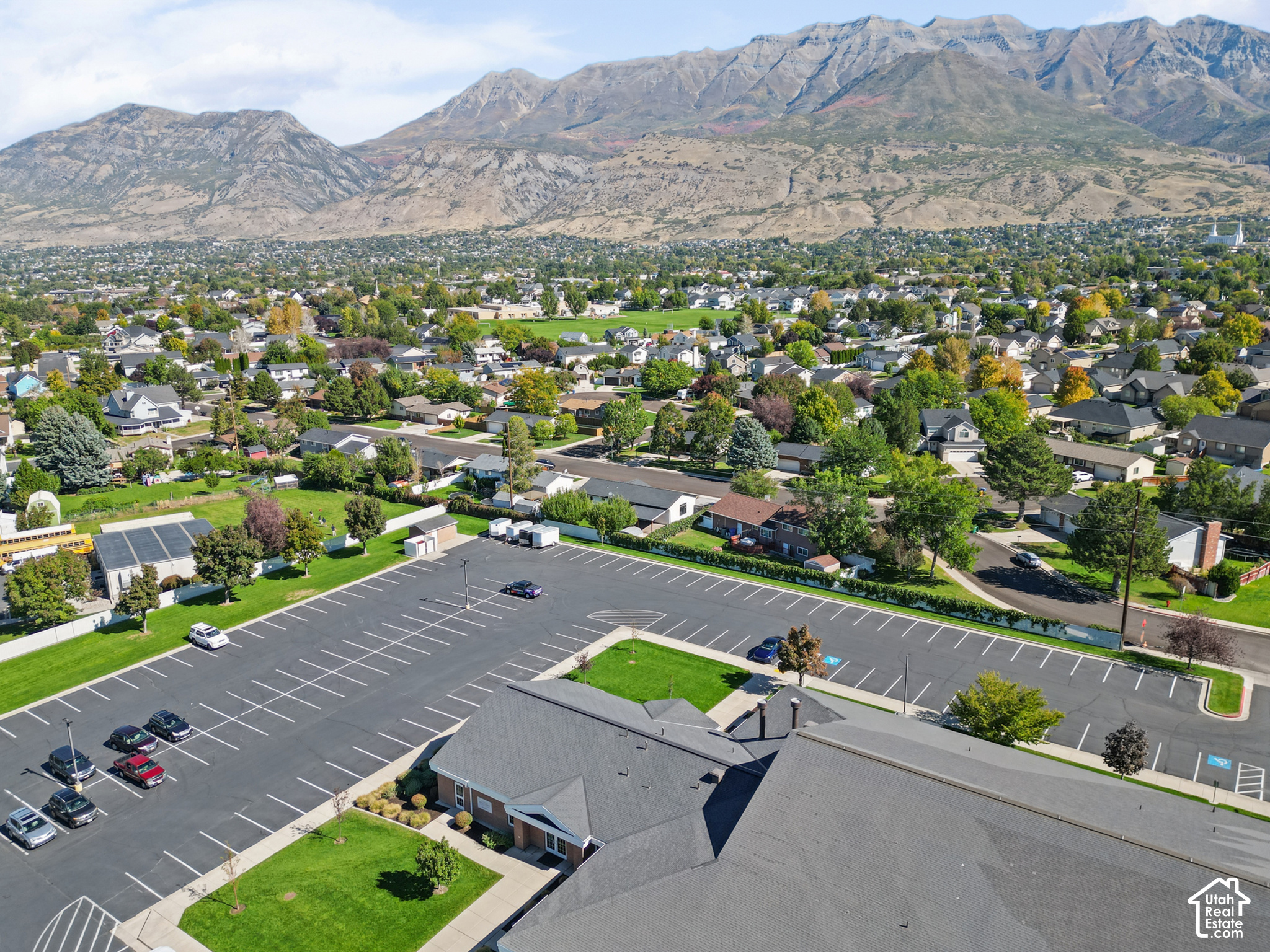 main property photo 40