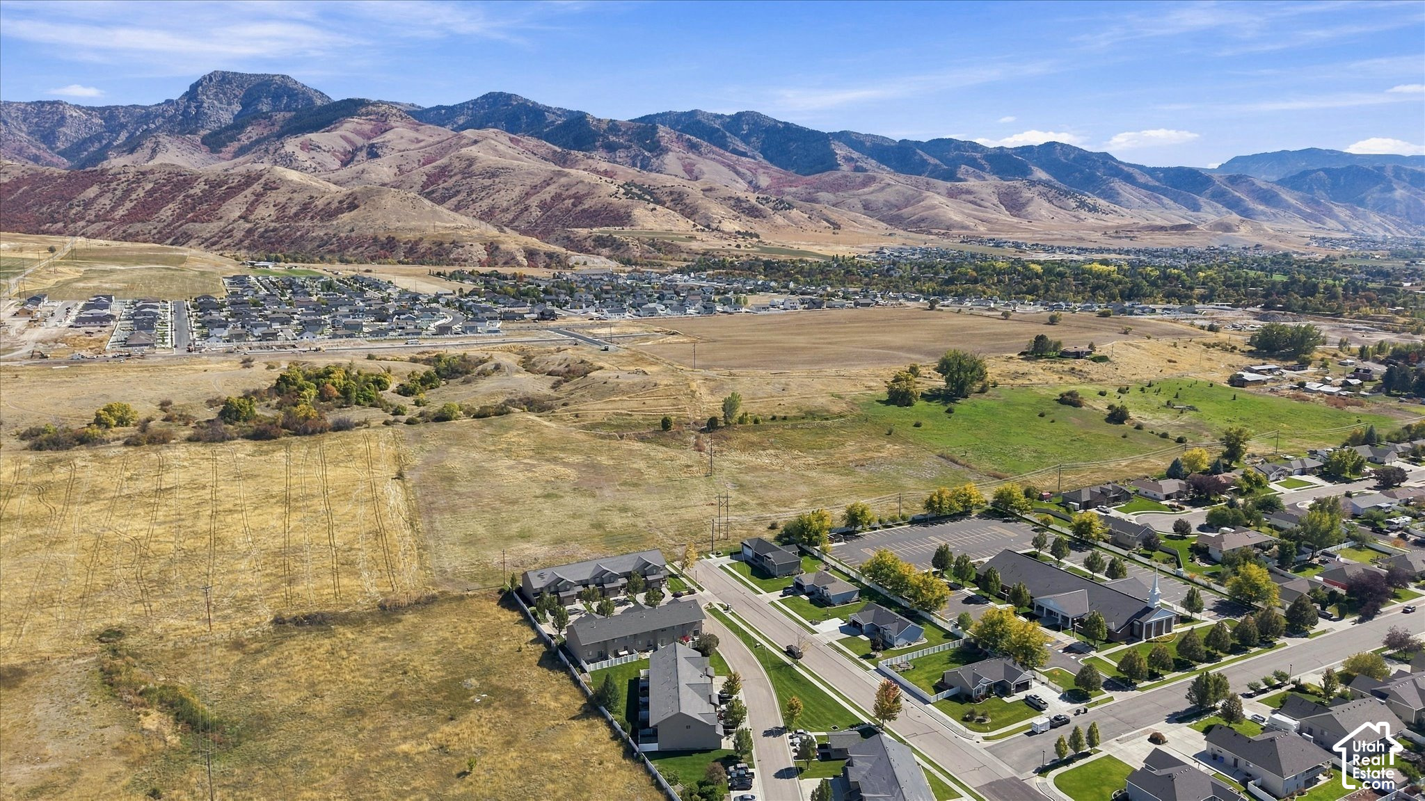 main property photo 35