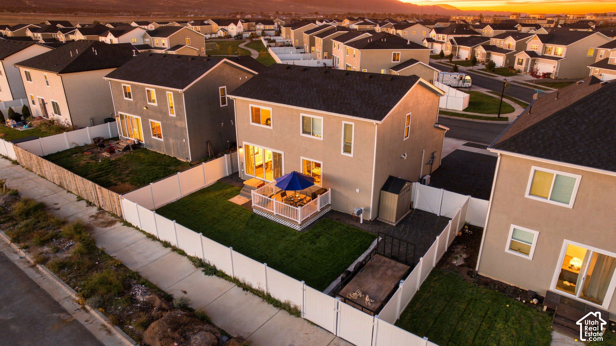 main property photo 38