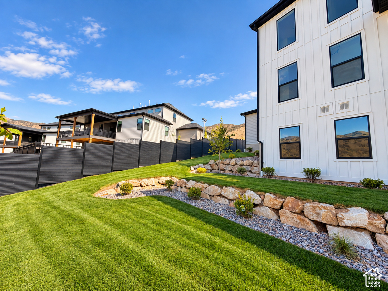 main property photo 80