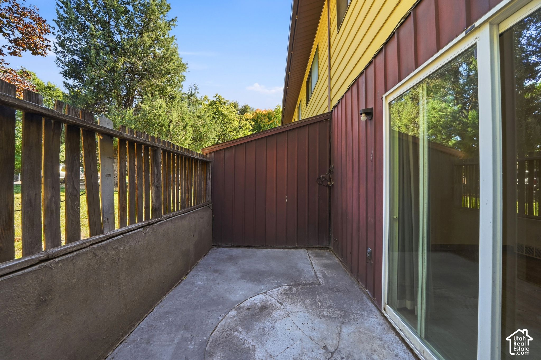 main property photo 12