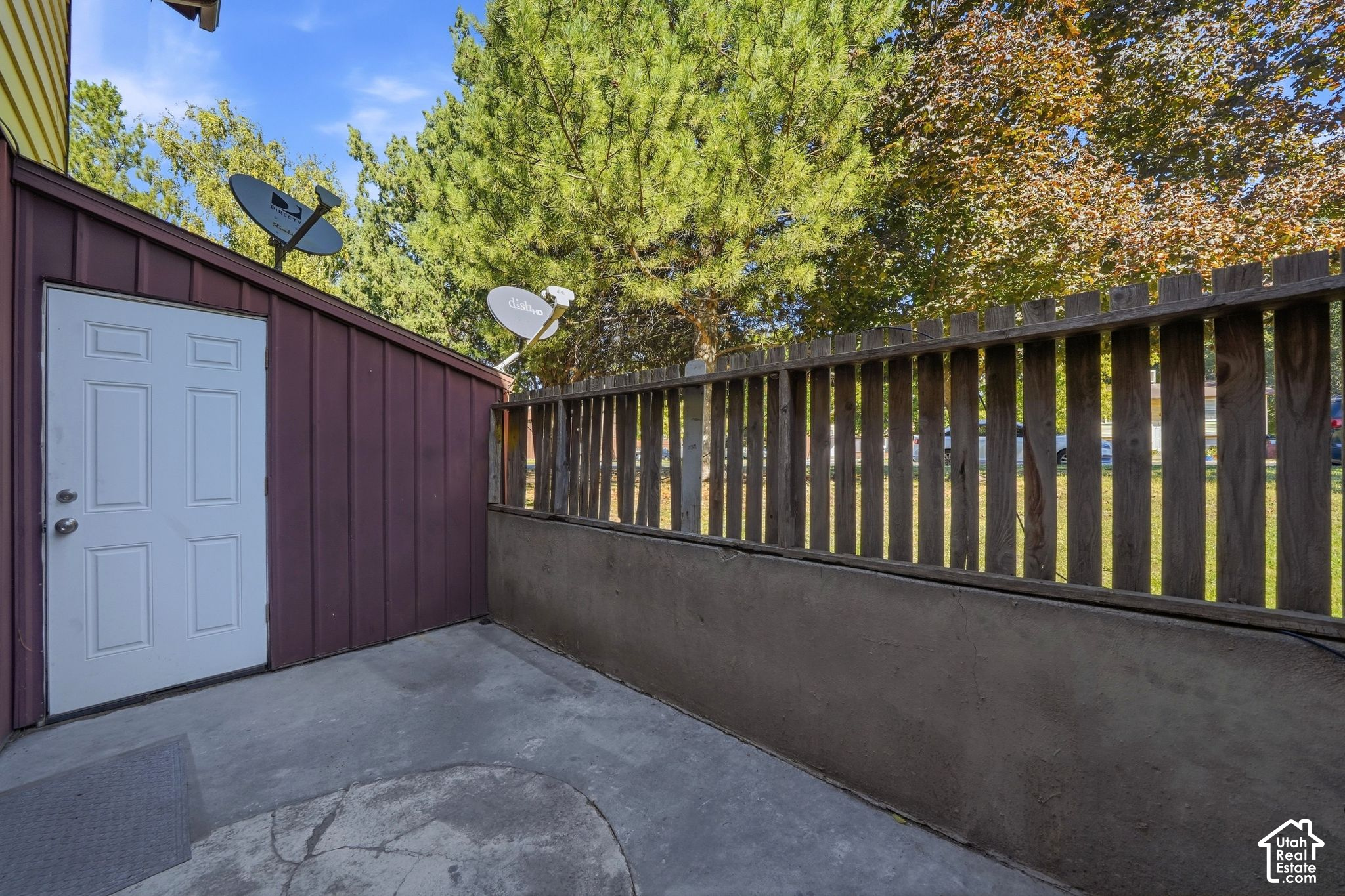 main property photo 13