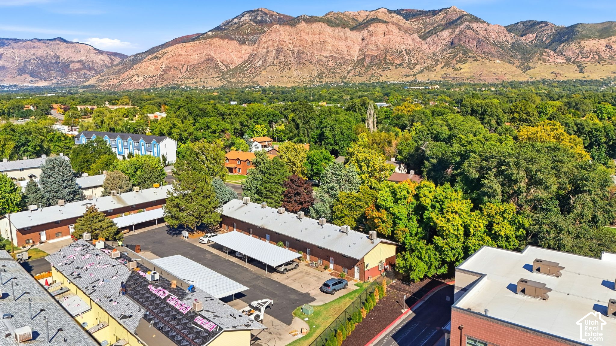 main property photo 14