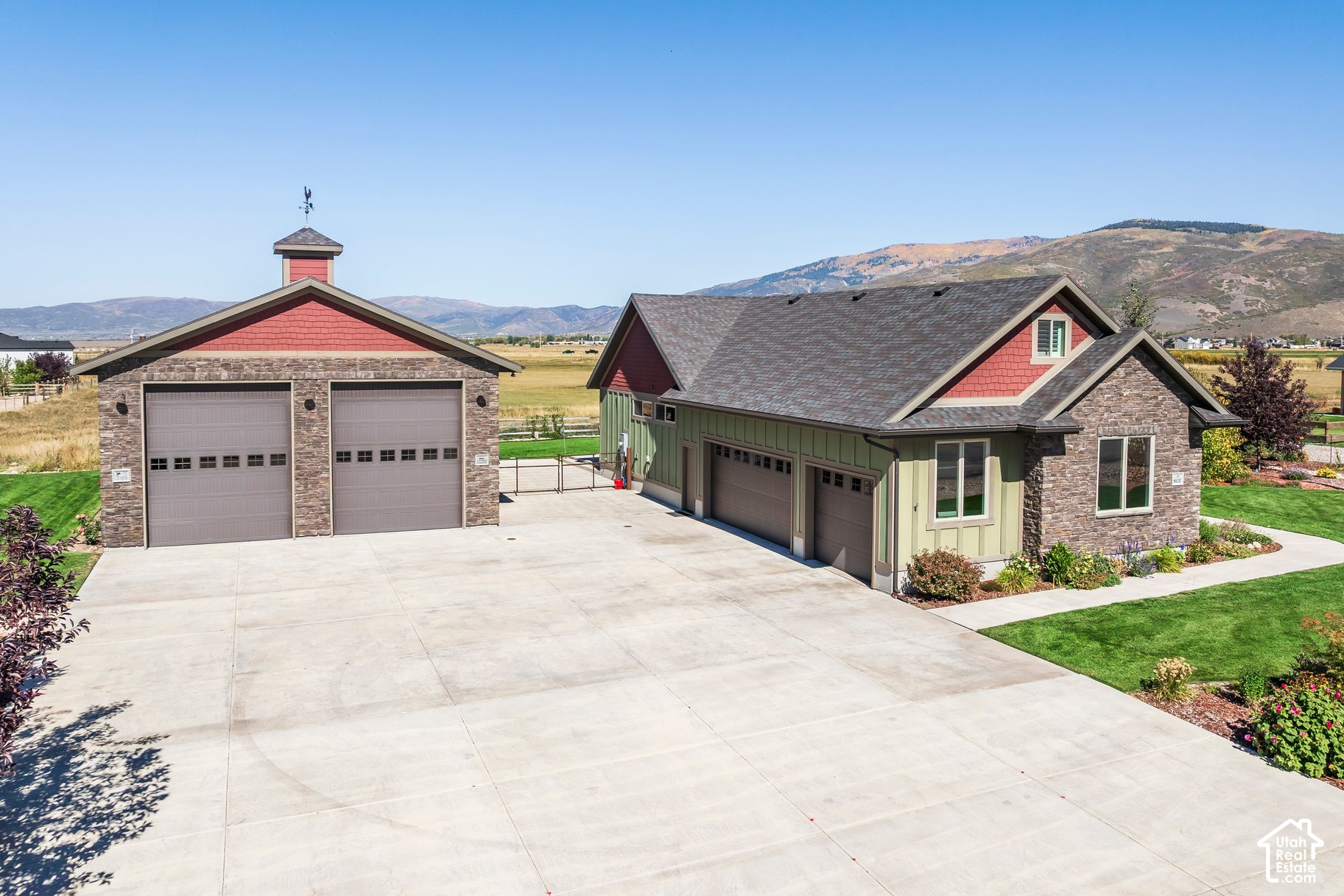 main property photo 48