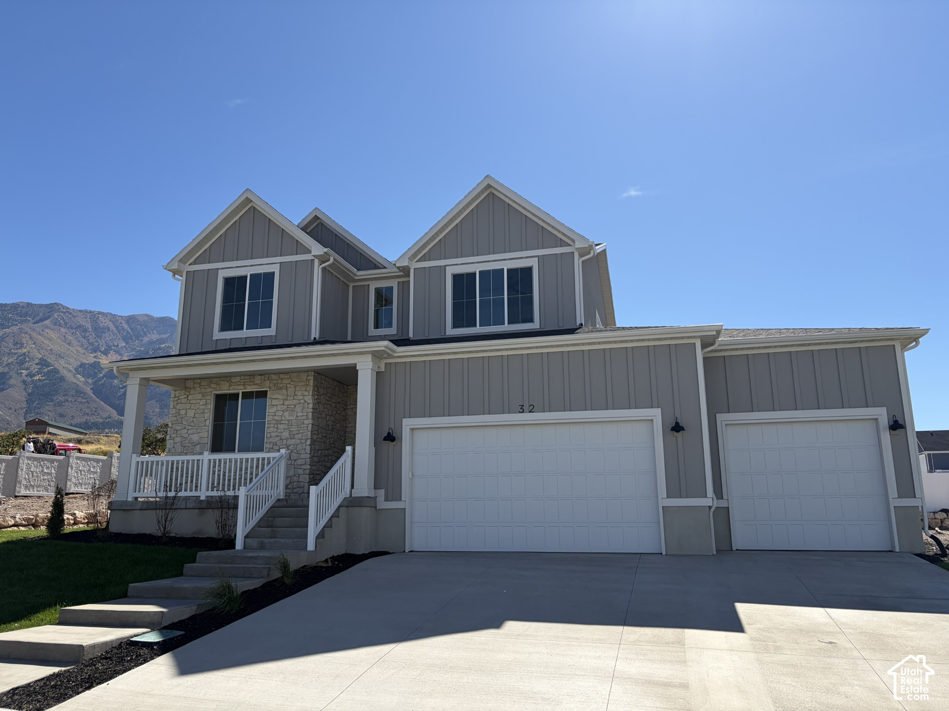 main property photo 0