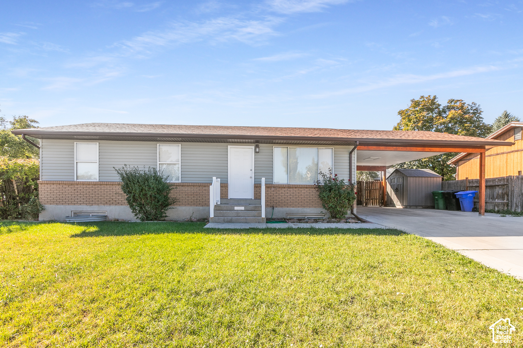 main property photo 0