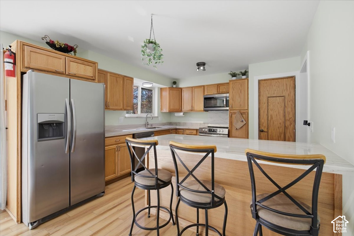 main property photo 11