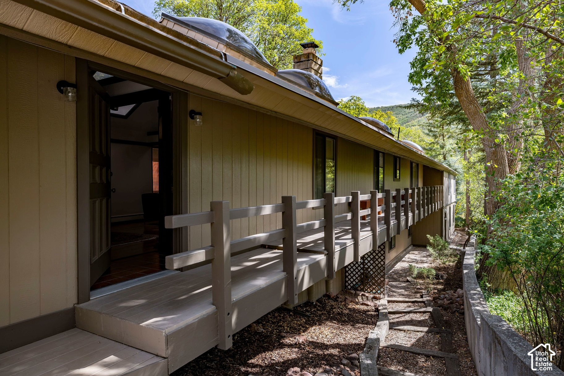 main property photo 38