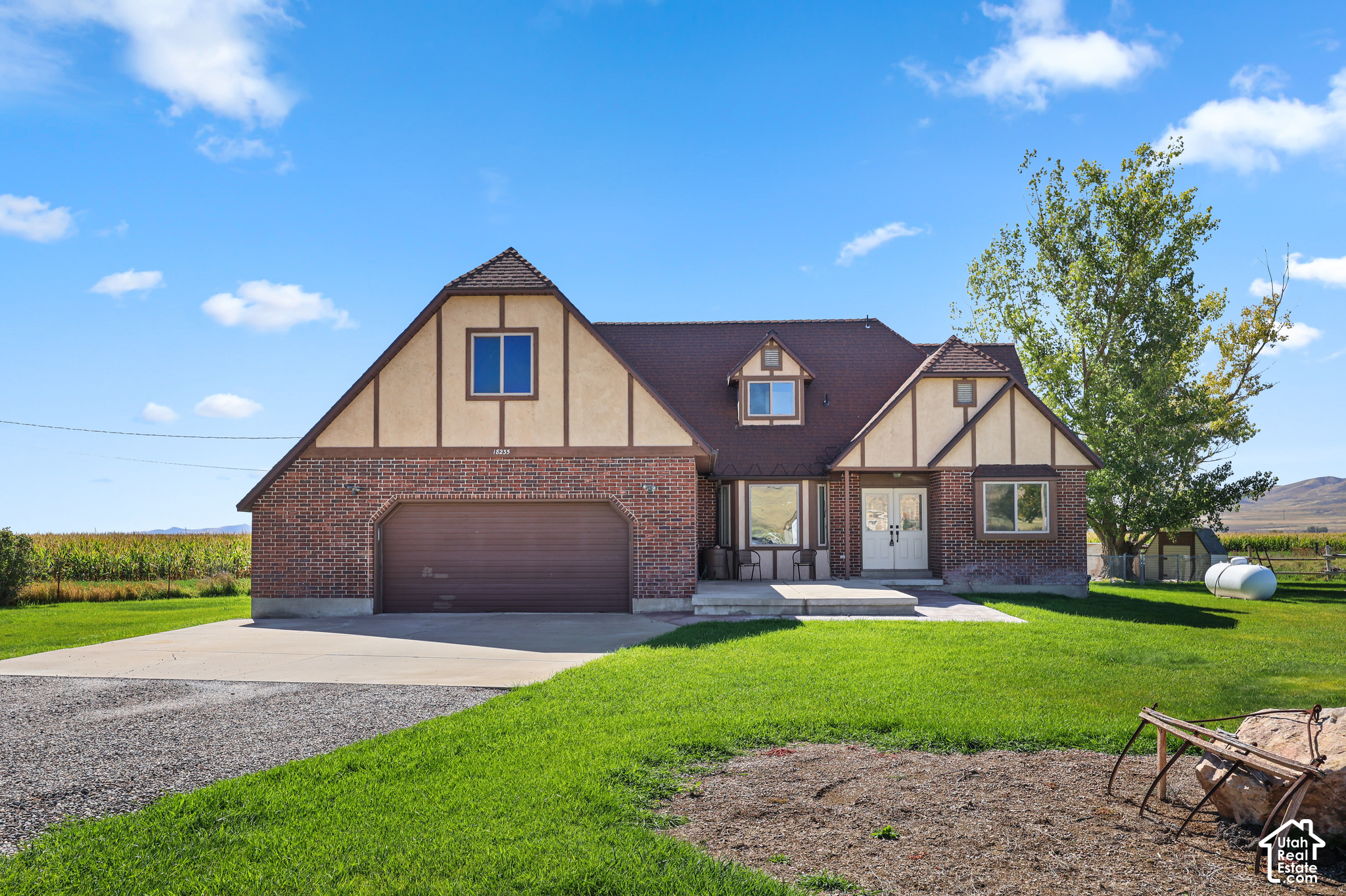 main property photo 0